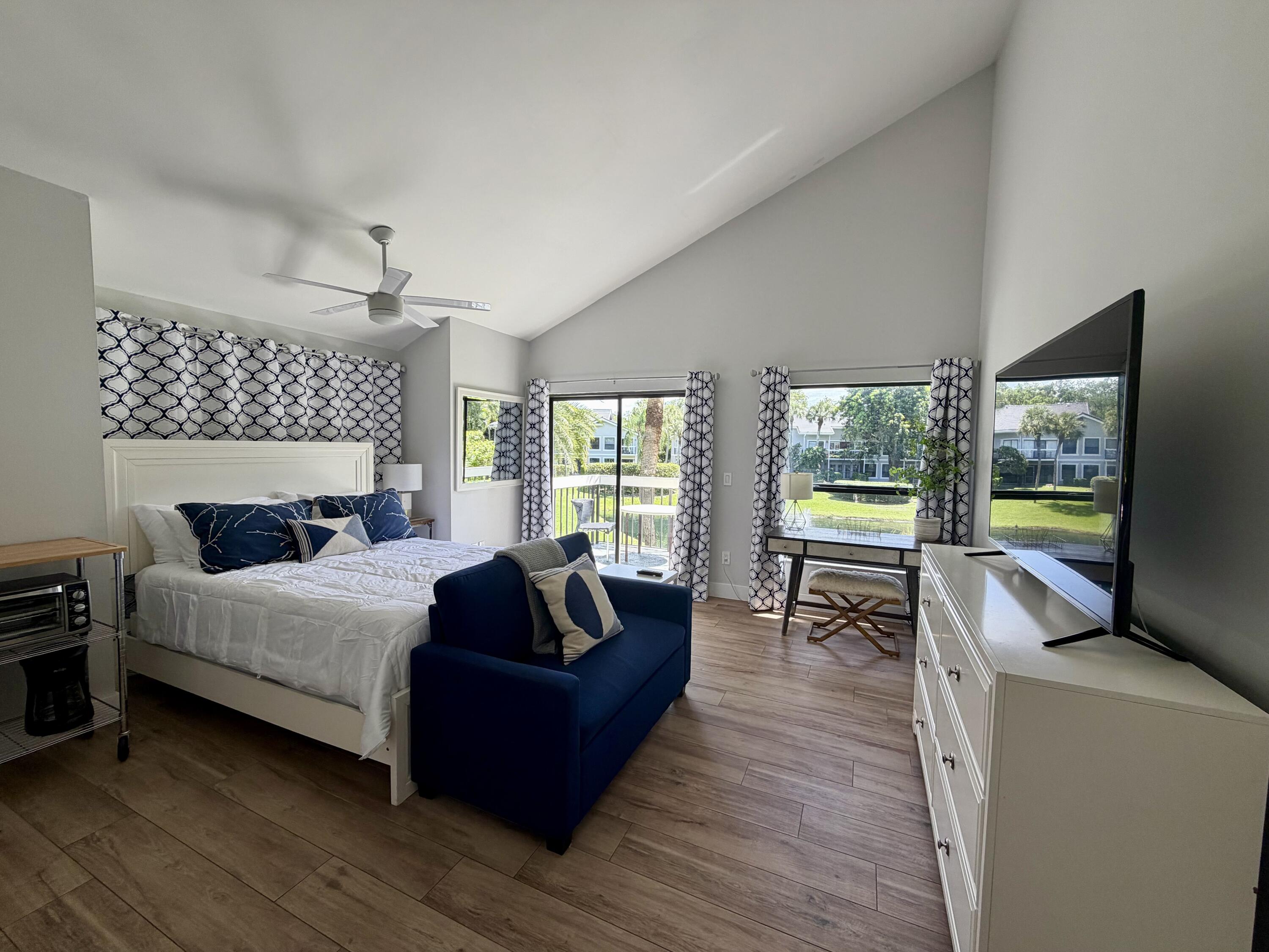 Alquilada 11863 Wimbledon Circle 536, Wellington, FL 33414, Wellington, FL 33414
