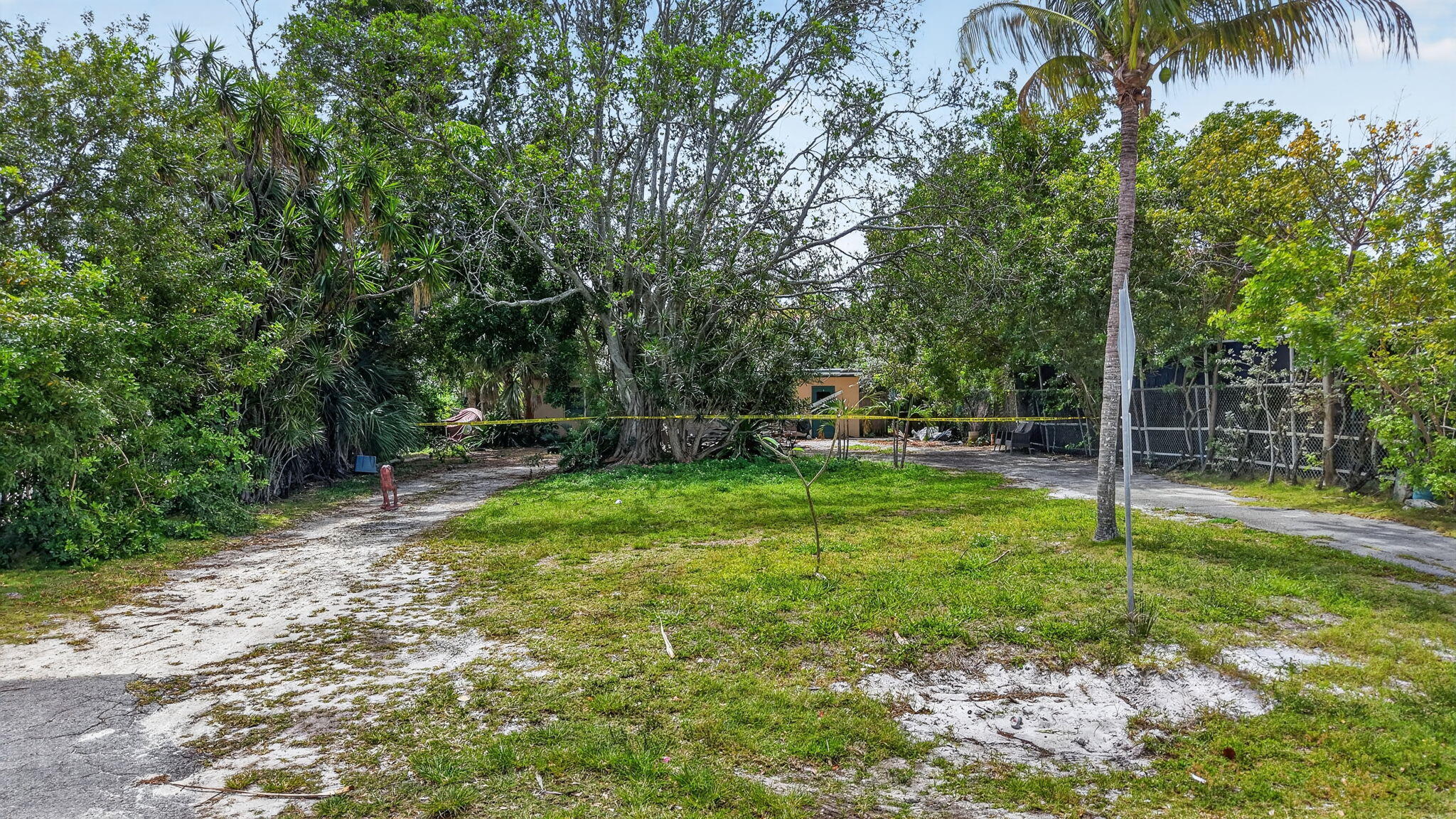 Foto de propiedad en 600 Allen Avenue, Delray Beach, FL 33483 Delray Beach con MLS# 