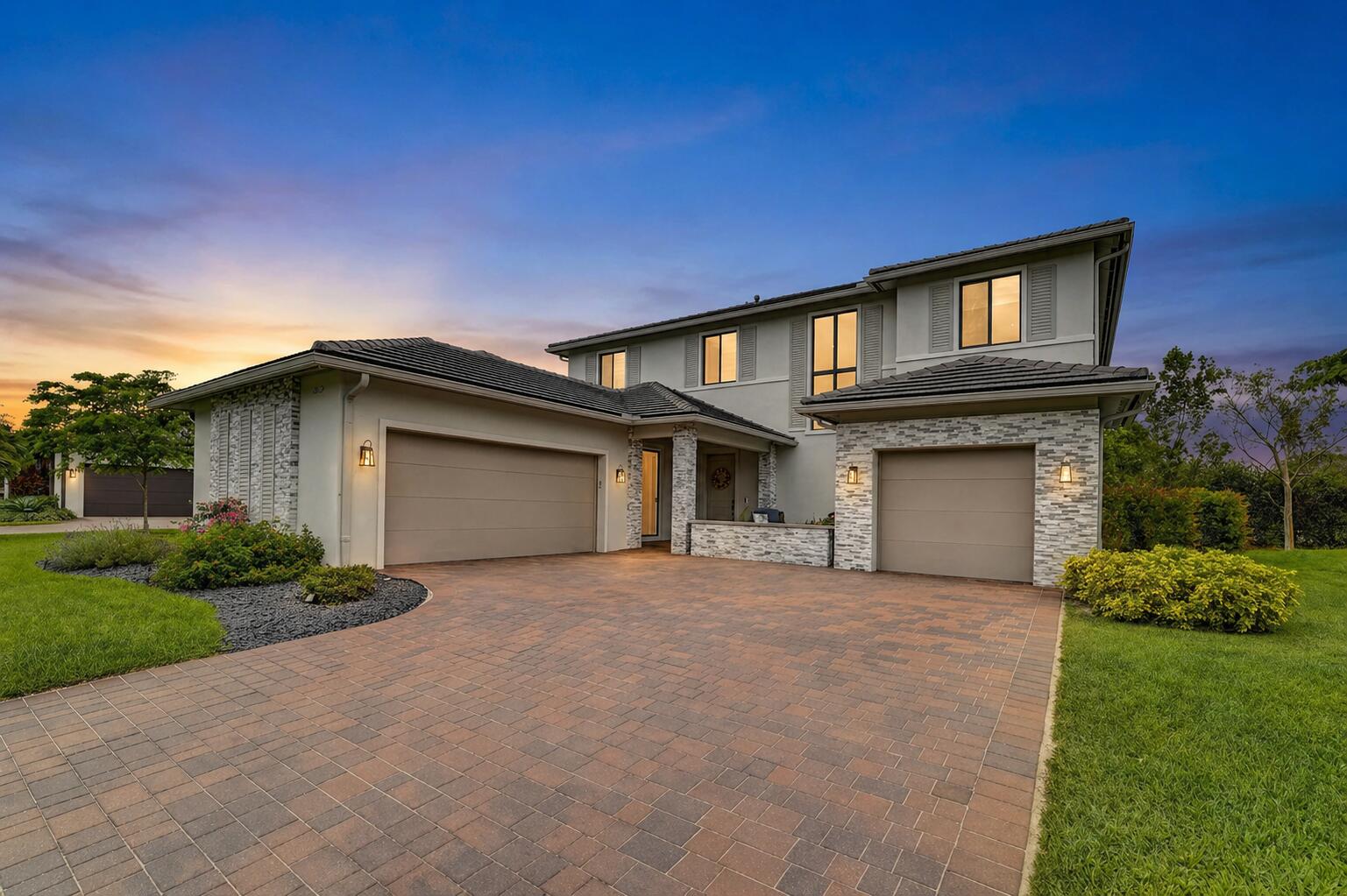 Foto de propiedad en 13025 Addilyn Court, Davie, FL 33325 Davie con MLS# 