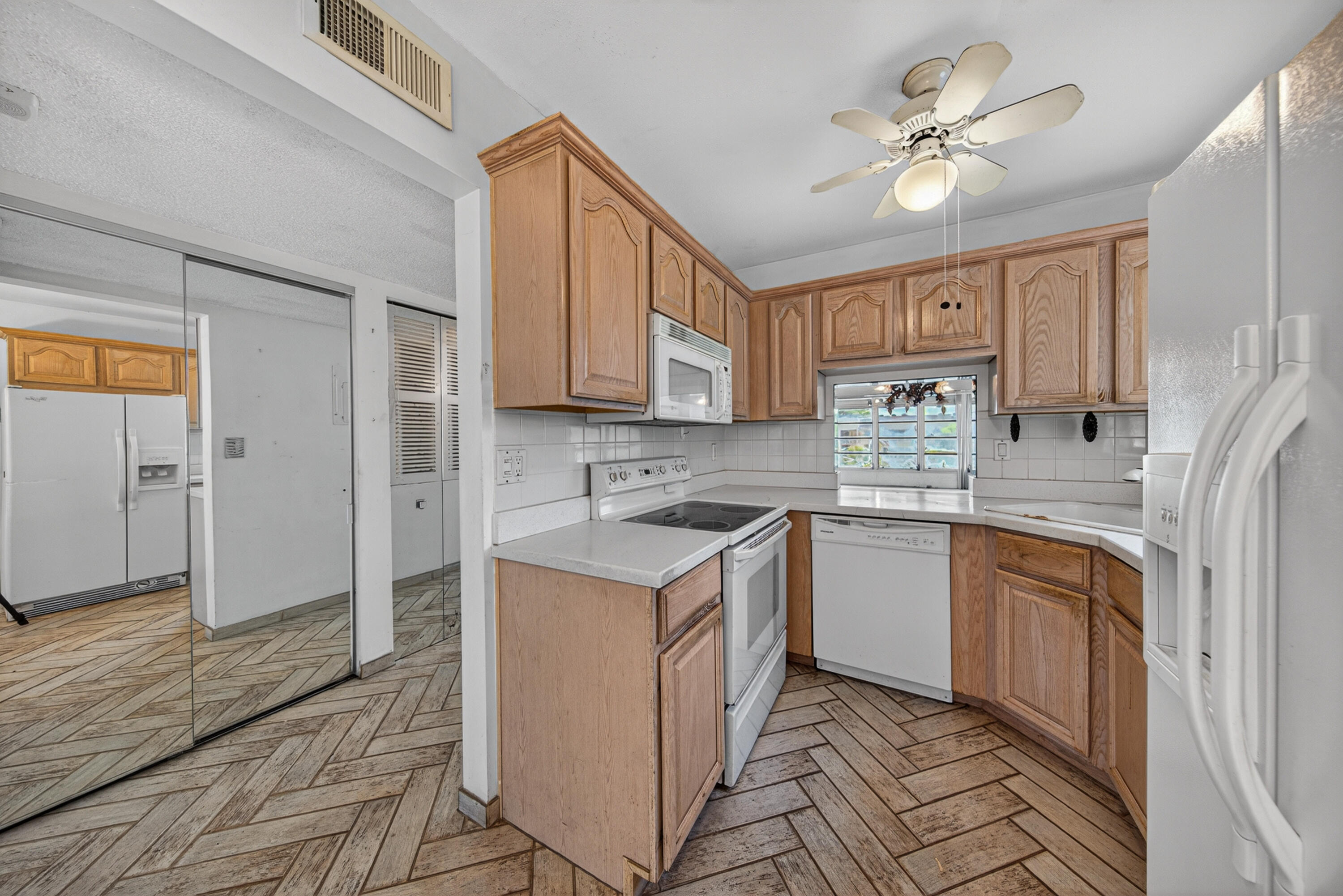 Foto de propiedad en 6200 NW 62nd Street 312, Tamarac, FL 33319 Tamarac con MLS# 