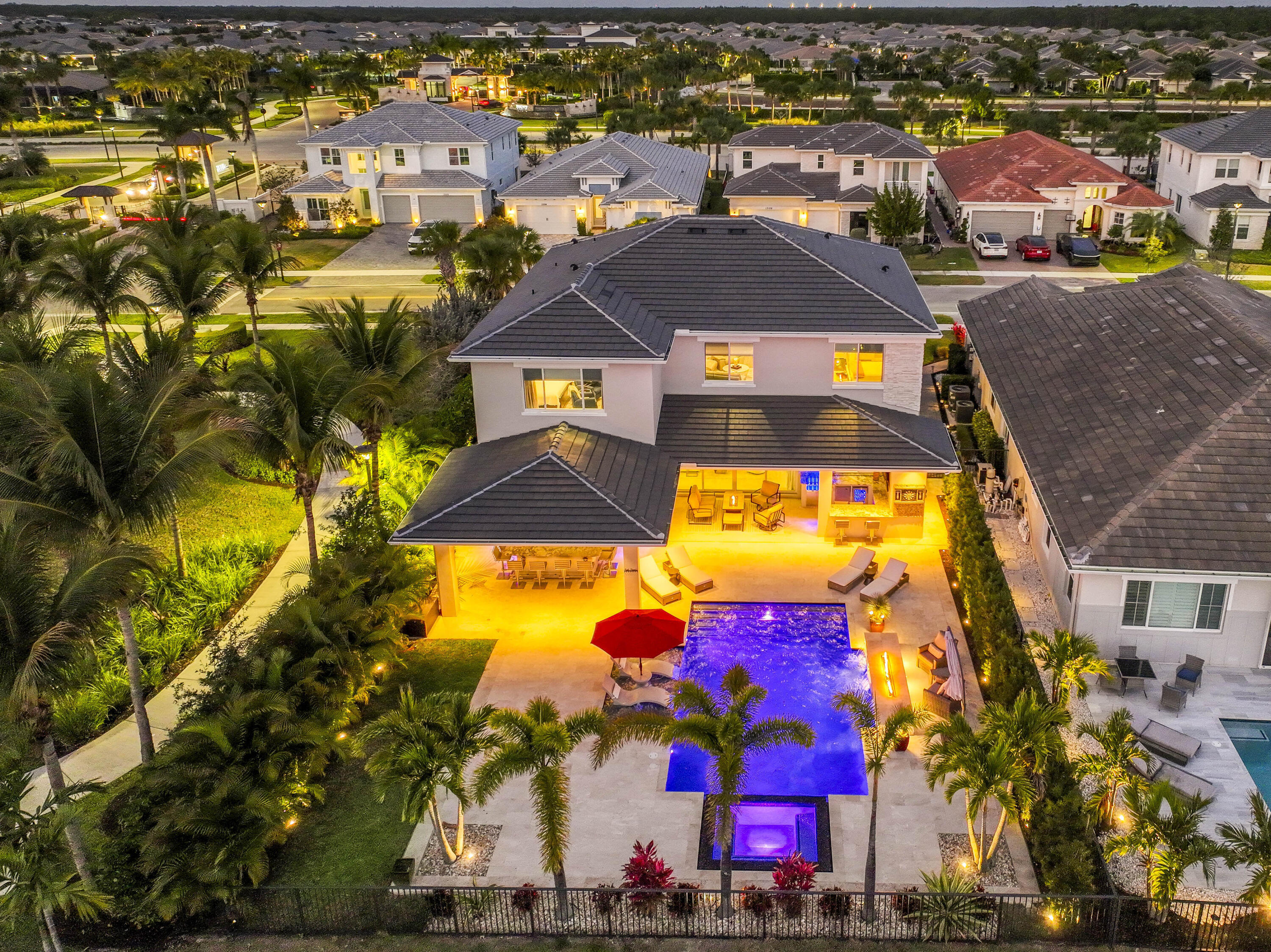 Foto de propiedad en 12107 Waterstone Circle, Palm Beach Gardens, FL 33412 Palm Beach Gardens con MLS# 