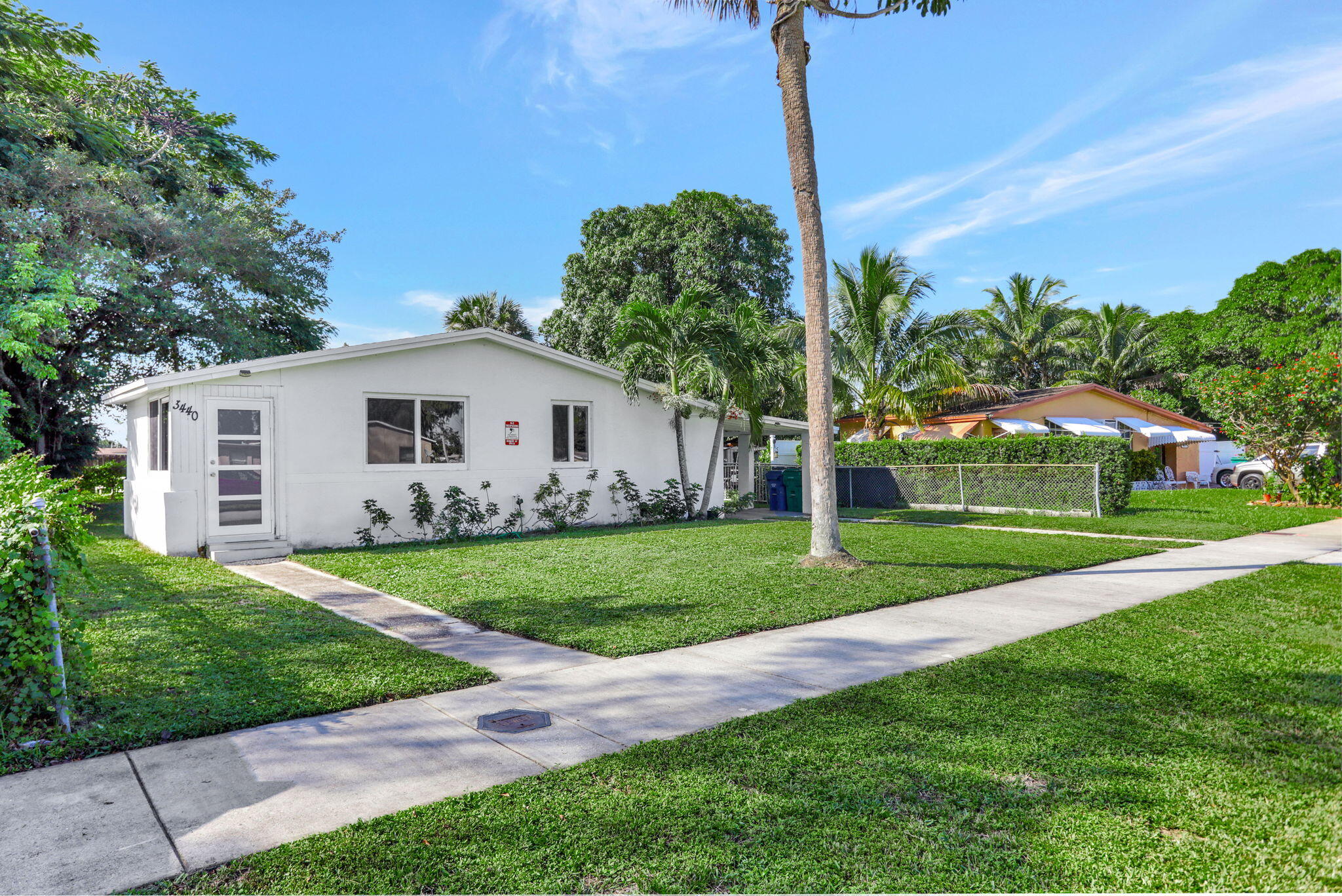 Foto de propiedad en 3440 NW 8th Court, Fort Lauderdale, FL 33311 Fort Lauderdale con MLS# 