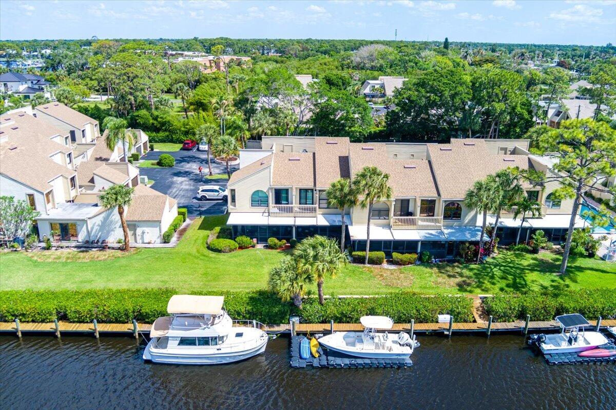 Foto de propiedad en 1102 SE Mitchell Avenue 205, Port St. Lucie, FL 34952 Port St. Lucie con MLS# 