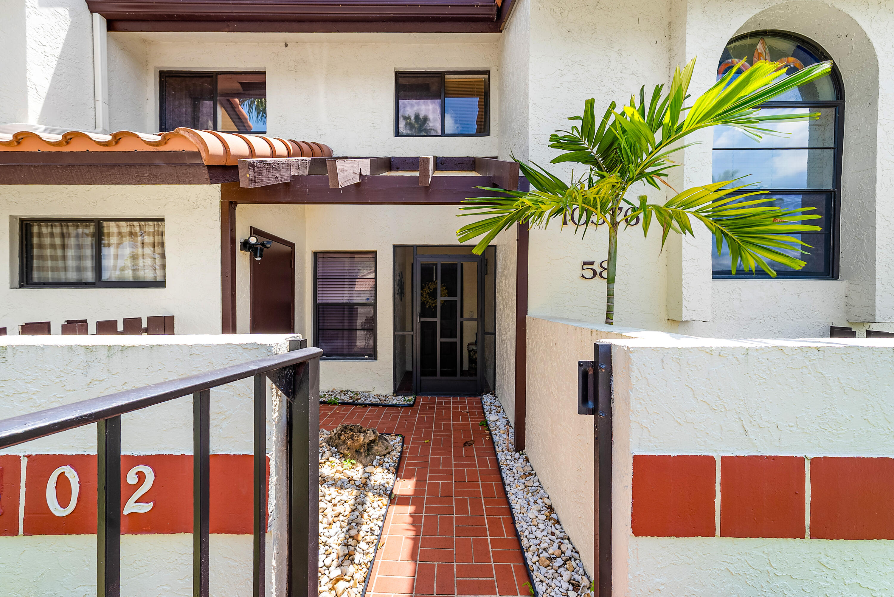 Foto de propiedad en 10576 Tropic Palm Avenue 102, Boynton Beach, FL 33437 Boynton Beach con MLS# 