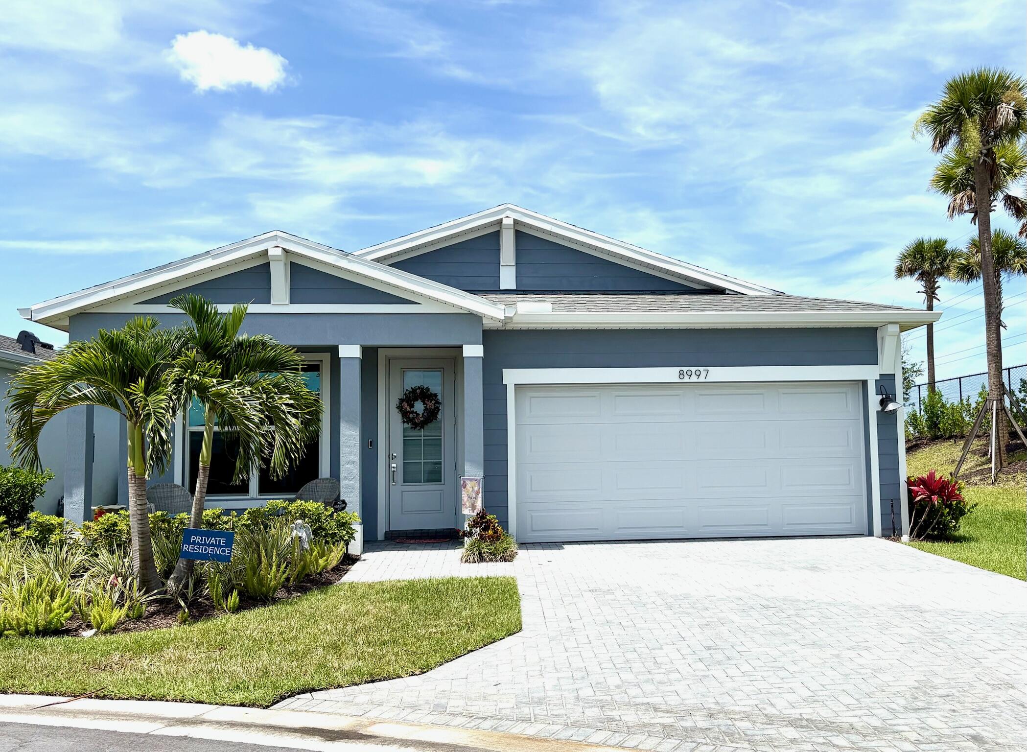 Foto de propiedad en 8997 Remy Lane, Port St. Lucie, FL 34987 Port St. Lucie con MLS# 