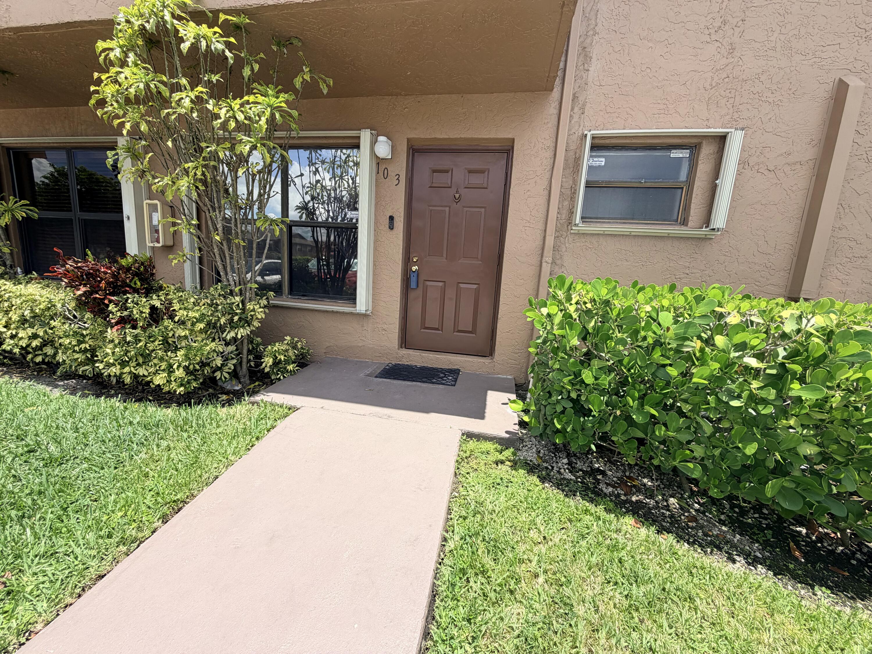 Vendido 10059 Winding Lake Road 103, Sunrise, FL 33351, Sunrise, FL 33351