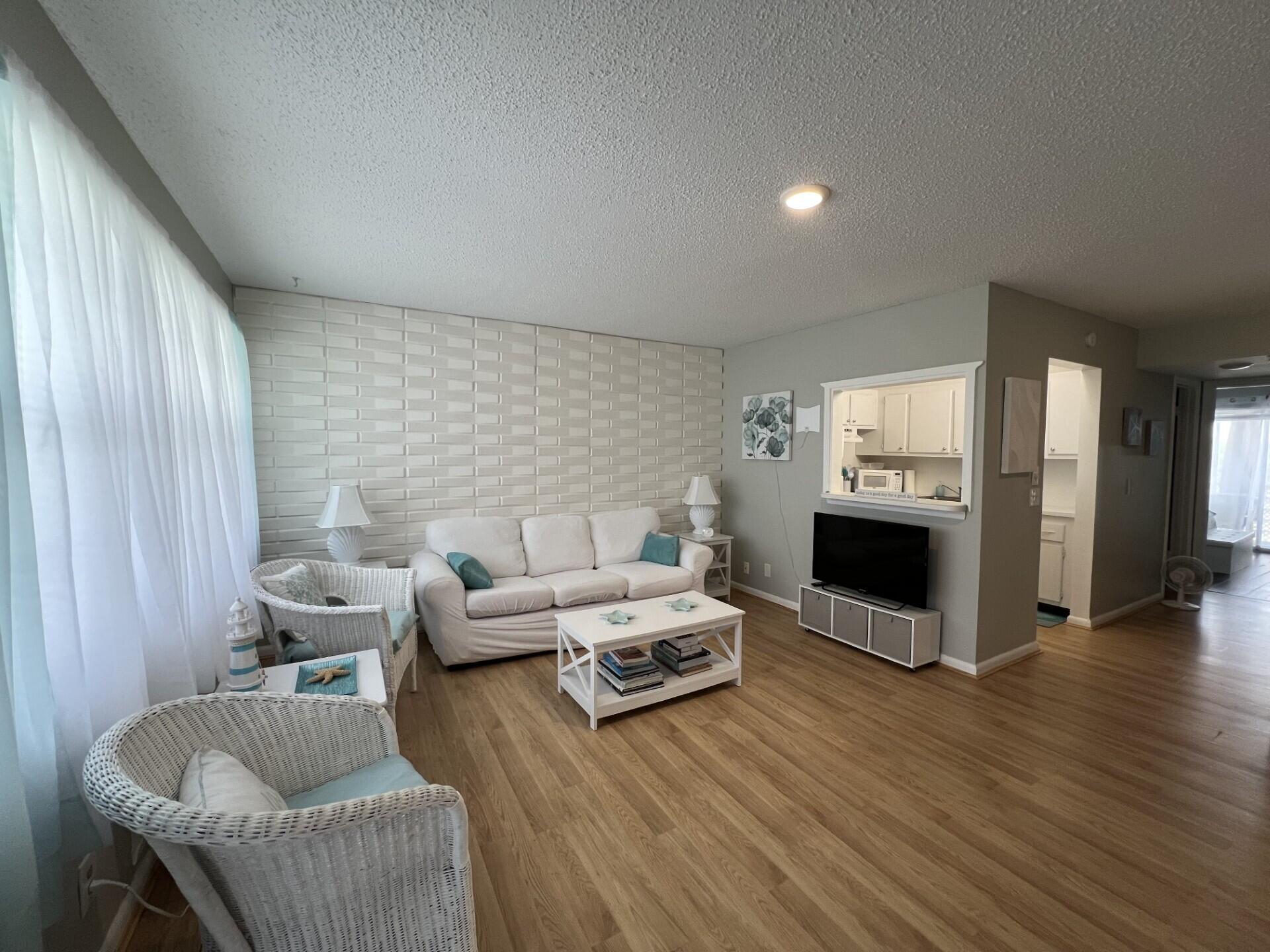 Foto de propiedad en 258 Markham L 258, Deerfield Beach, FL 33442 Deerfield Beach con MLS# 