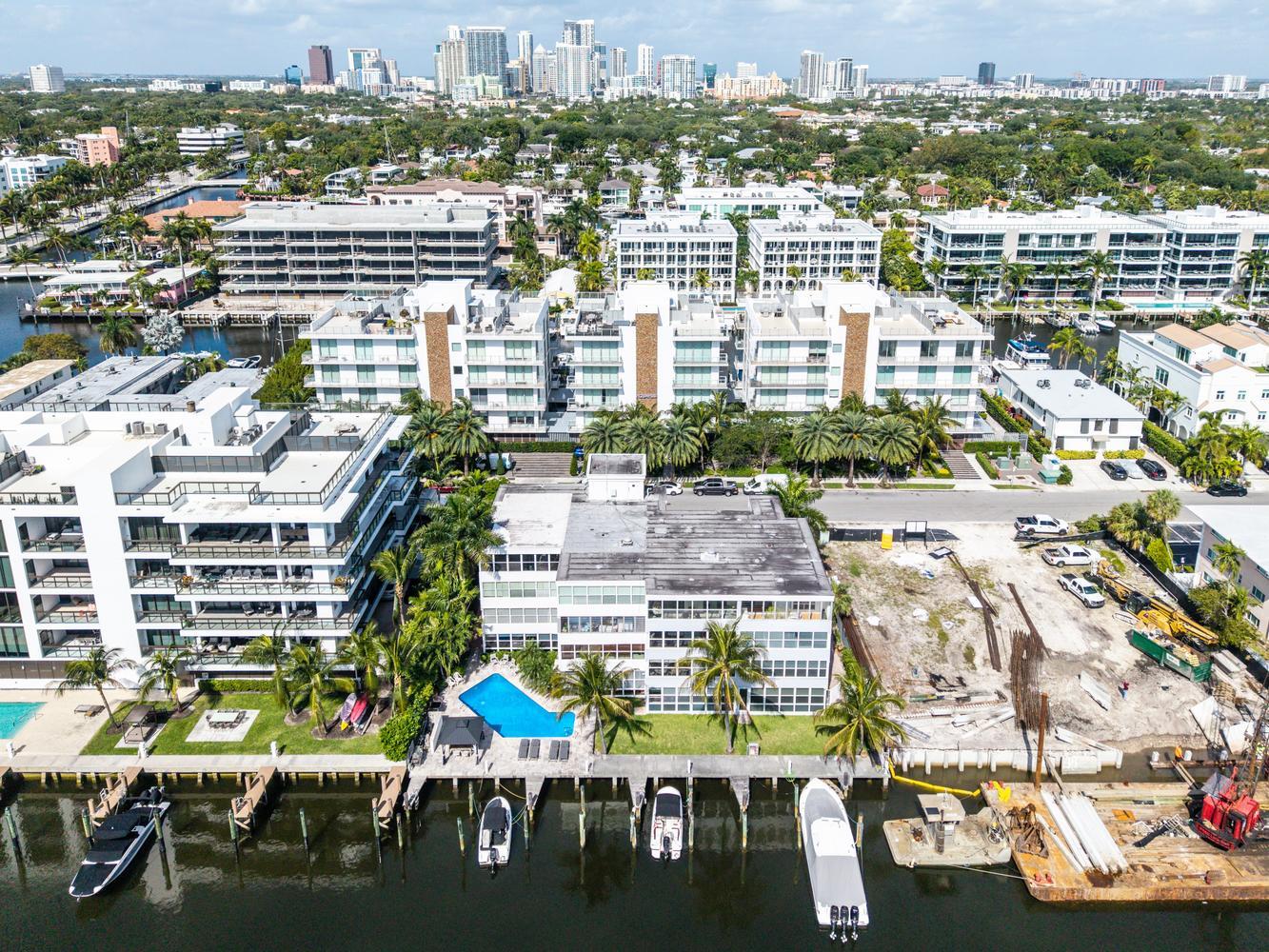 Foto de propiedad en 40 Isle Of Venice Drive 9, Fort Lauderdale, FL 33301 Fort Lauderdale con MLS# 