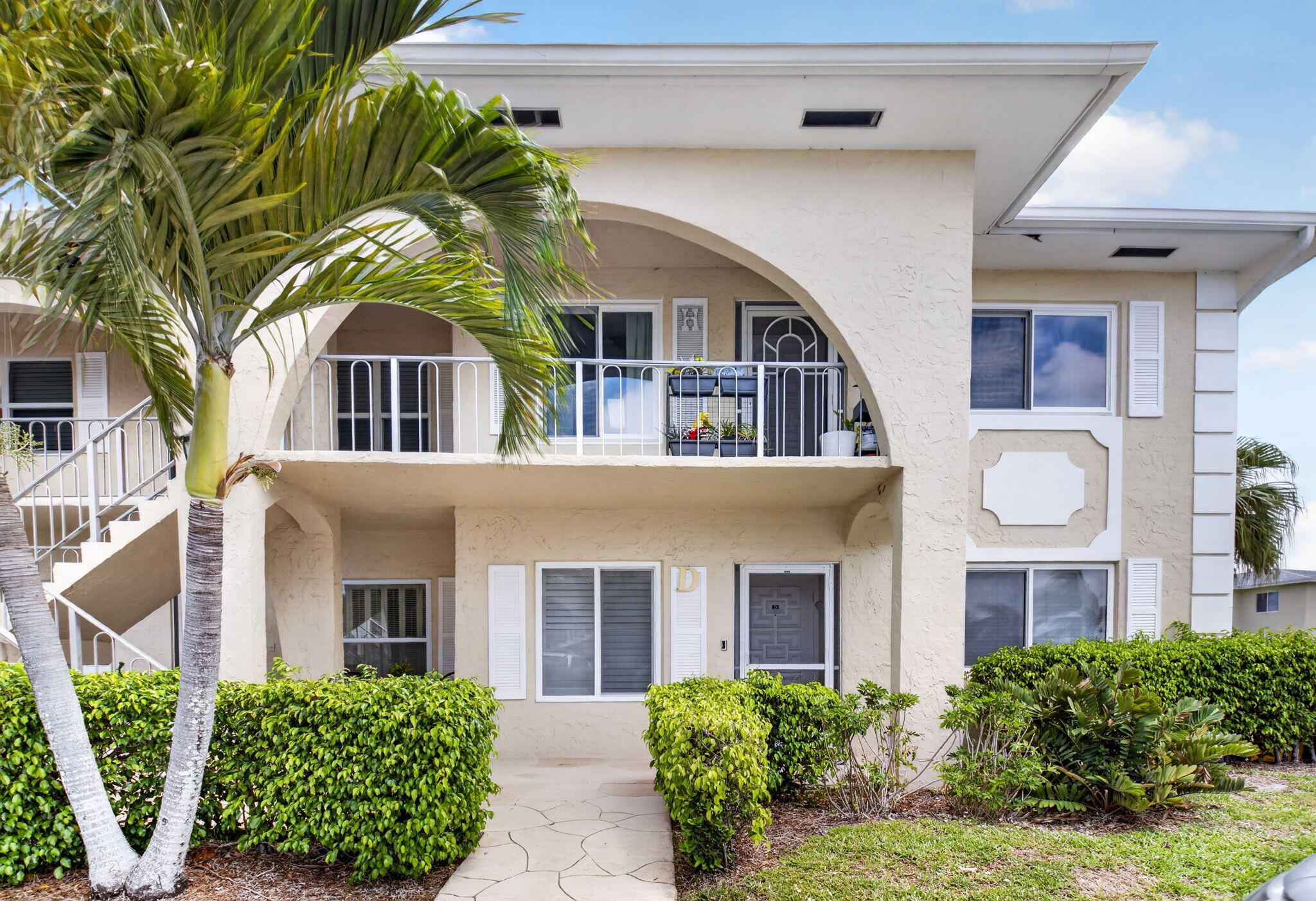 Foto de propiedad en 13765 Flora Place H, Delray Beach, FL 33484 Delray Beach con MLS# 
