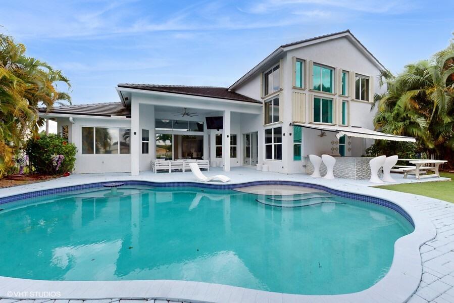 Foto de propiedad en 11910 Osprey Point Circle, Wellington, FL 33449 Wellington con MLS# 