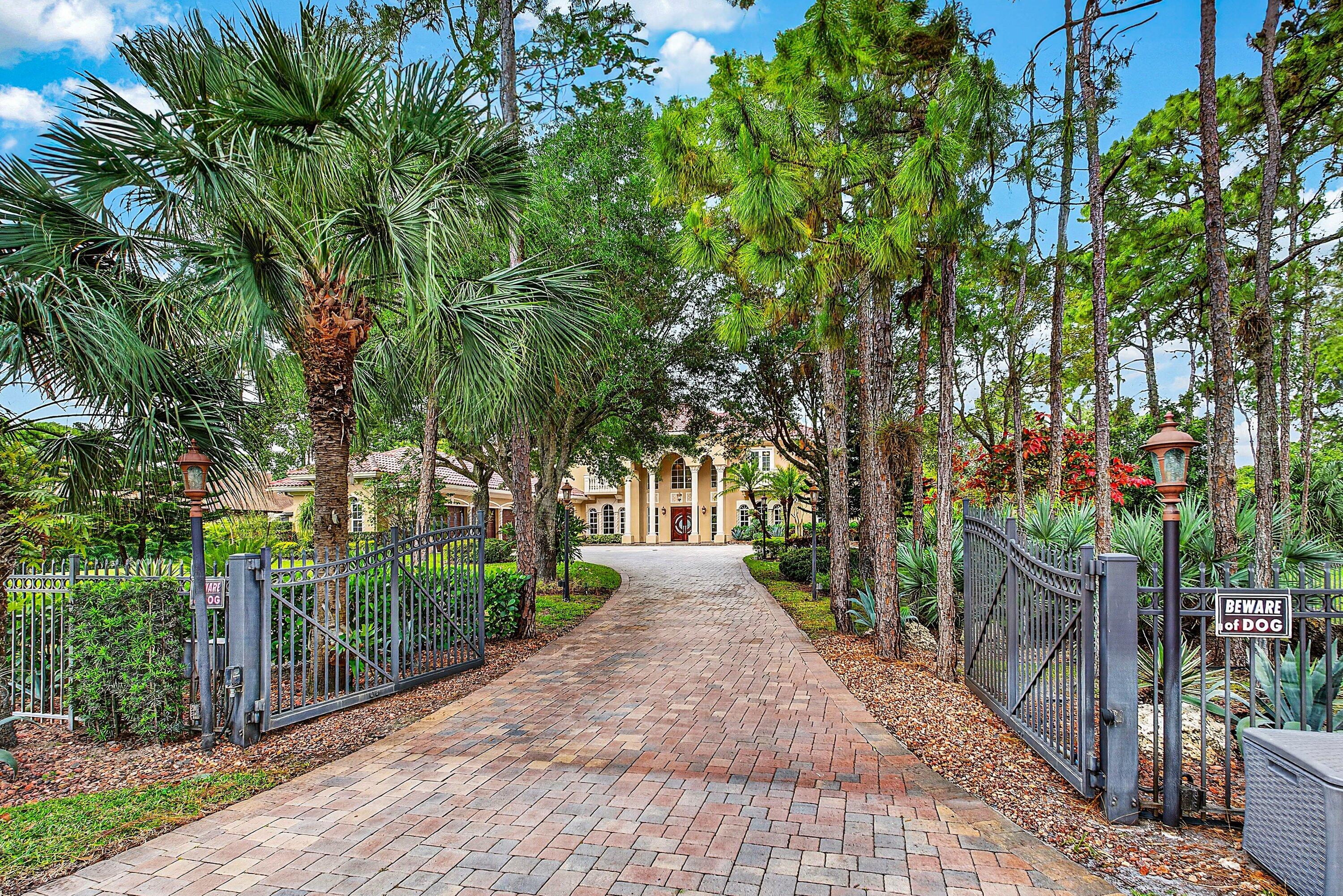 Foto de propiedad en 6071 NW 69th Way, Parkland, FL 33067 Parkland con MLS# 