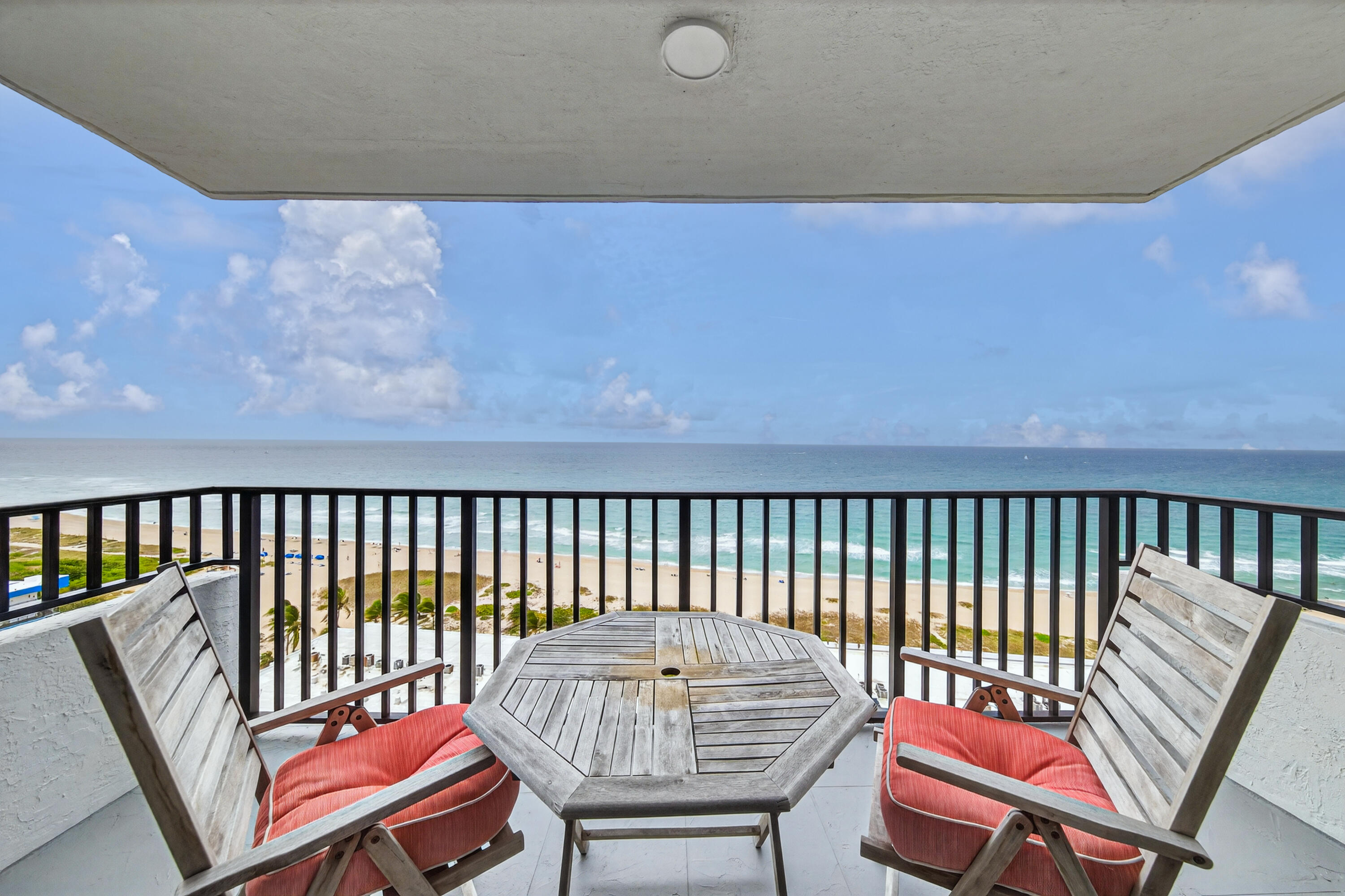 Foto de propiedad en 531 N Ocean Boulevard 1811, Pompano Beach, FL 33062 Pompano Beach con MLS# 