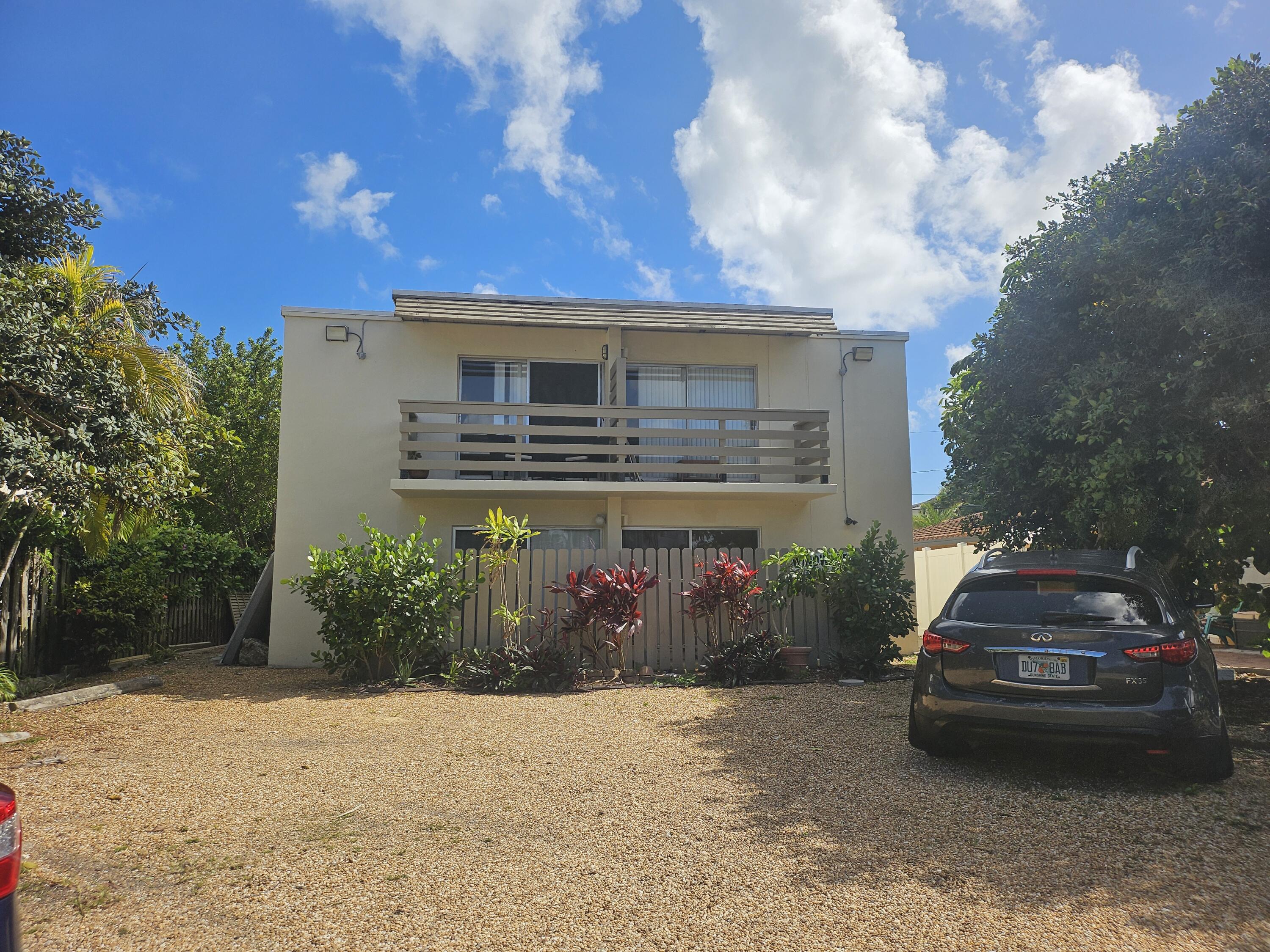 Alquilada 3222 E Marine Drive 1, Pompano Beach, FL 33062, Pompano Beach, FL 33062