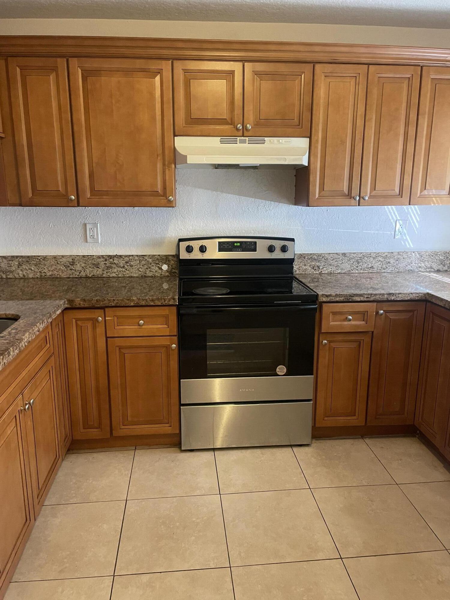 En Renta 8249 Fairway Road, Sunrise, FL 33351, Sunrise, FL 33351