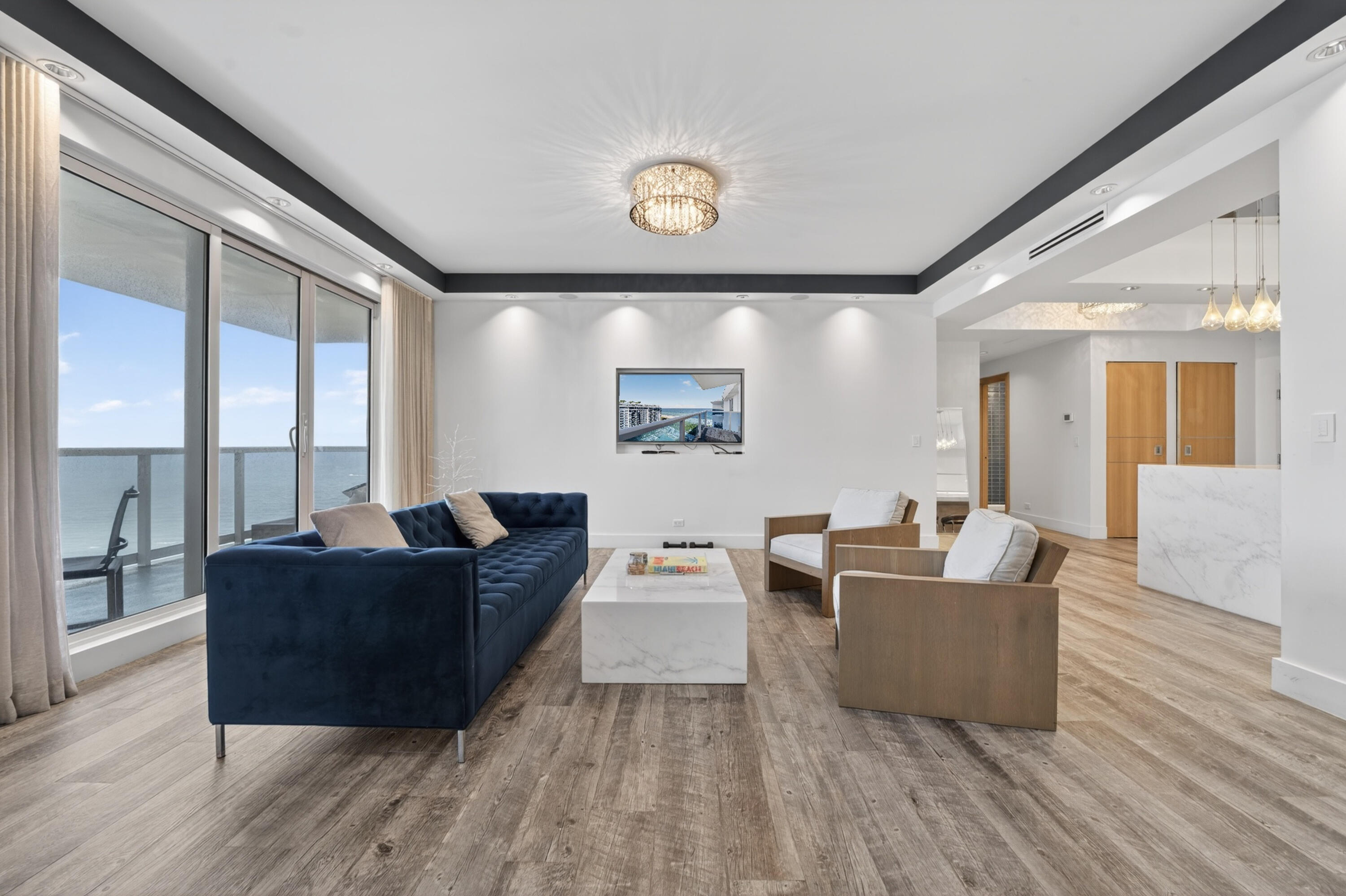 Foto de propiedad en 2301 Collins Avenue Ph14, Miami Beach, FL 33139 Miami Beach con MLS# 