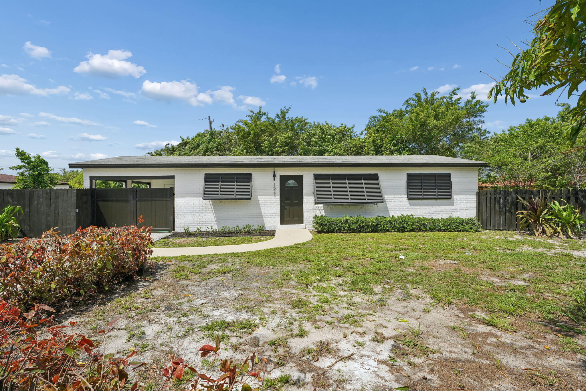 Vendido 1527 Live Oak Drive, West Palm Beach, FL 33415, West Palm Beach, FL 33415