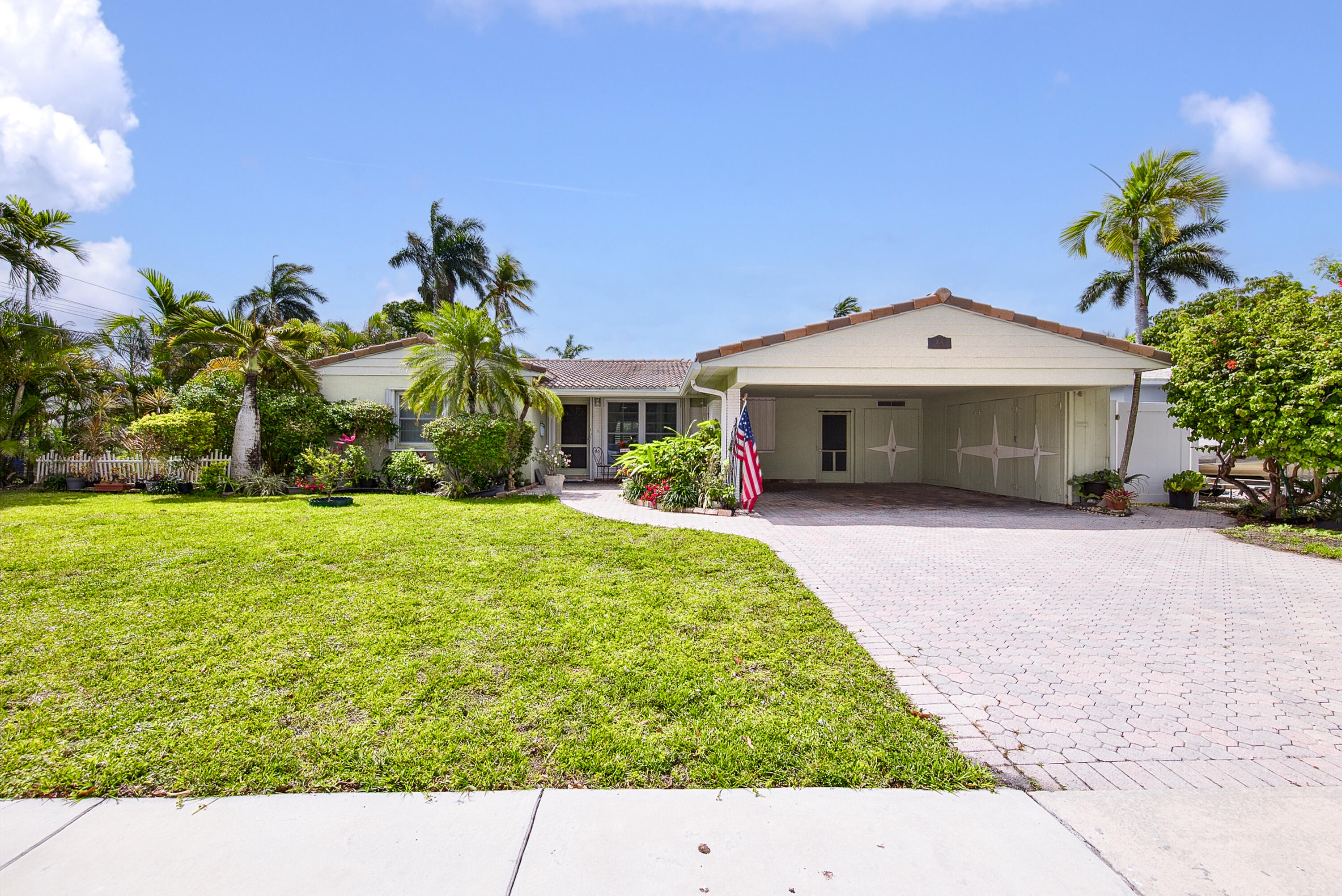 Foto de propiedad en 904 Citrus Isle, Fort Lauderdale, FL 33315 Fort Lauderdale con MLS# 