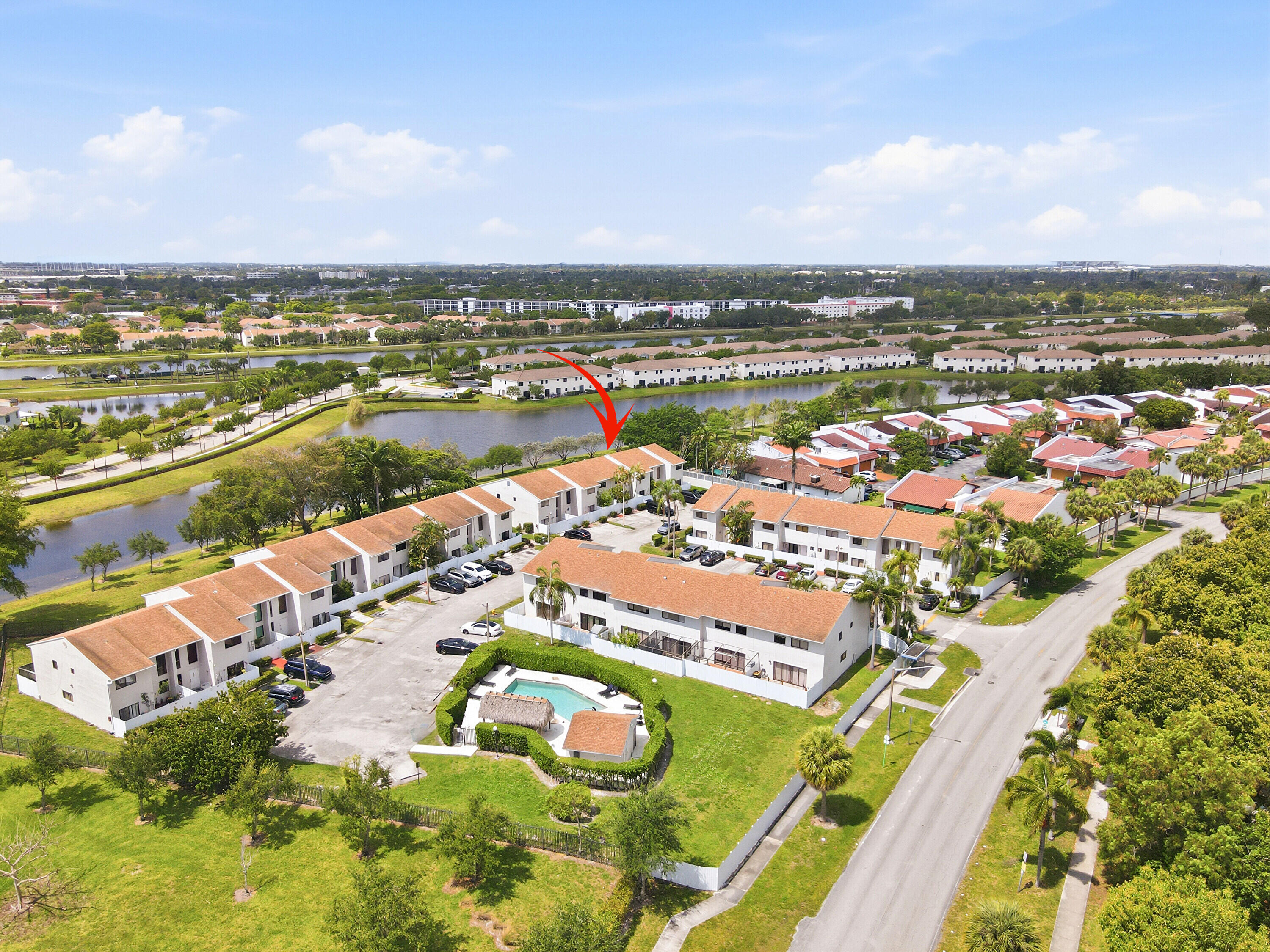 Alquilada 644 NE 195th Street, Miami, FL 33179, Miami, FL 33179