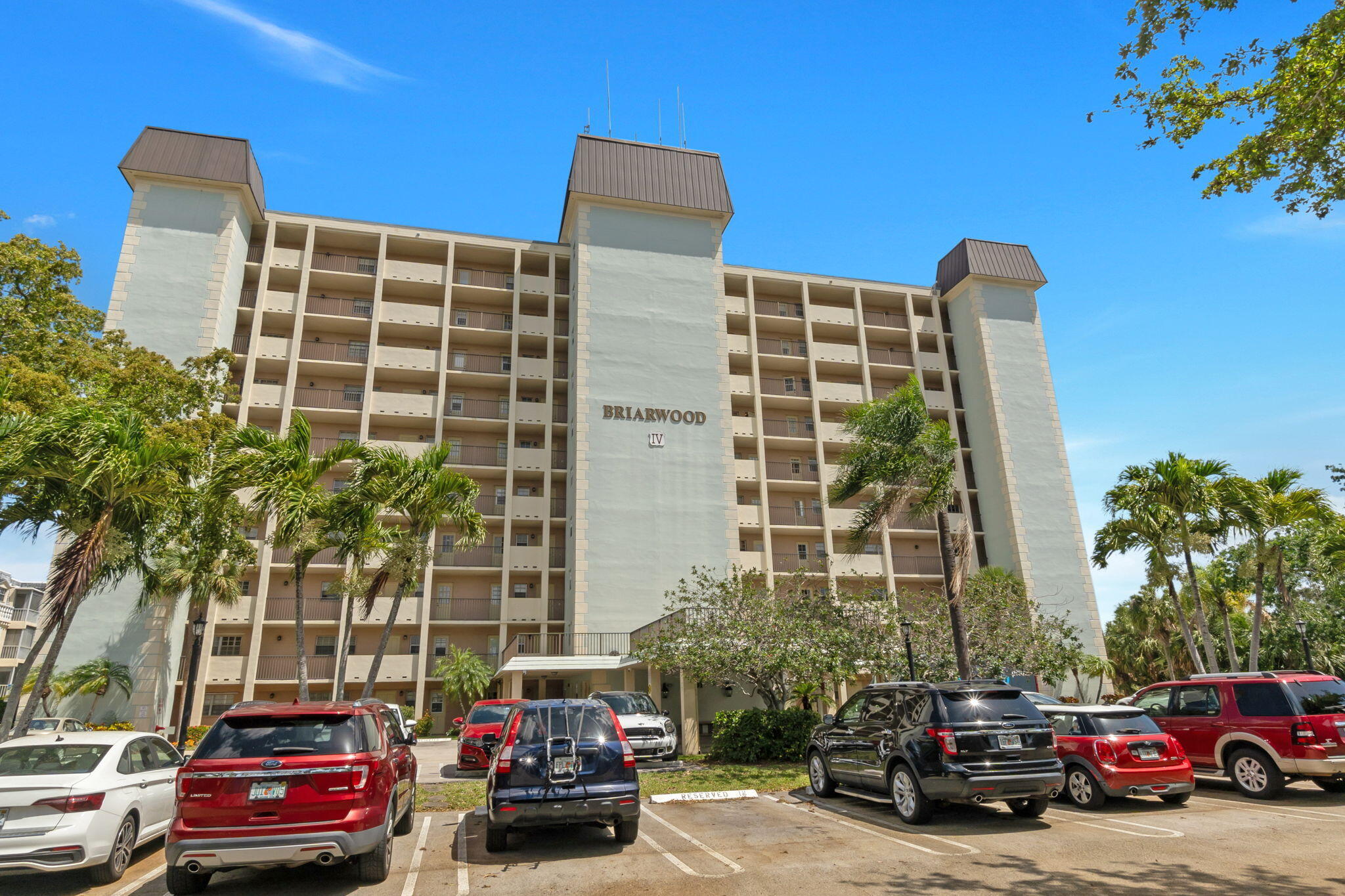 Foto de propiedad en 9101 W Sample Road 1004, Coral Springs, FL 33065 Coral Springs con MLS# 