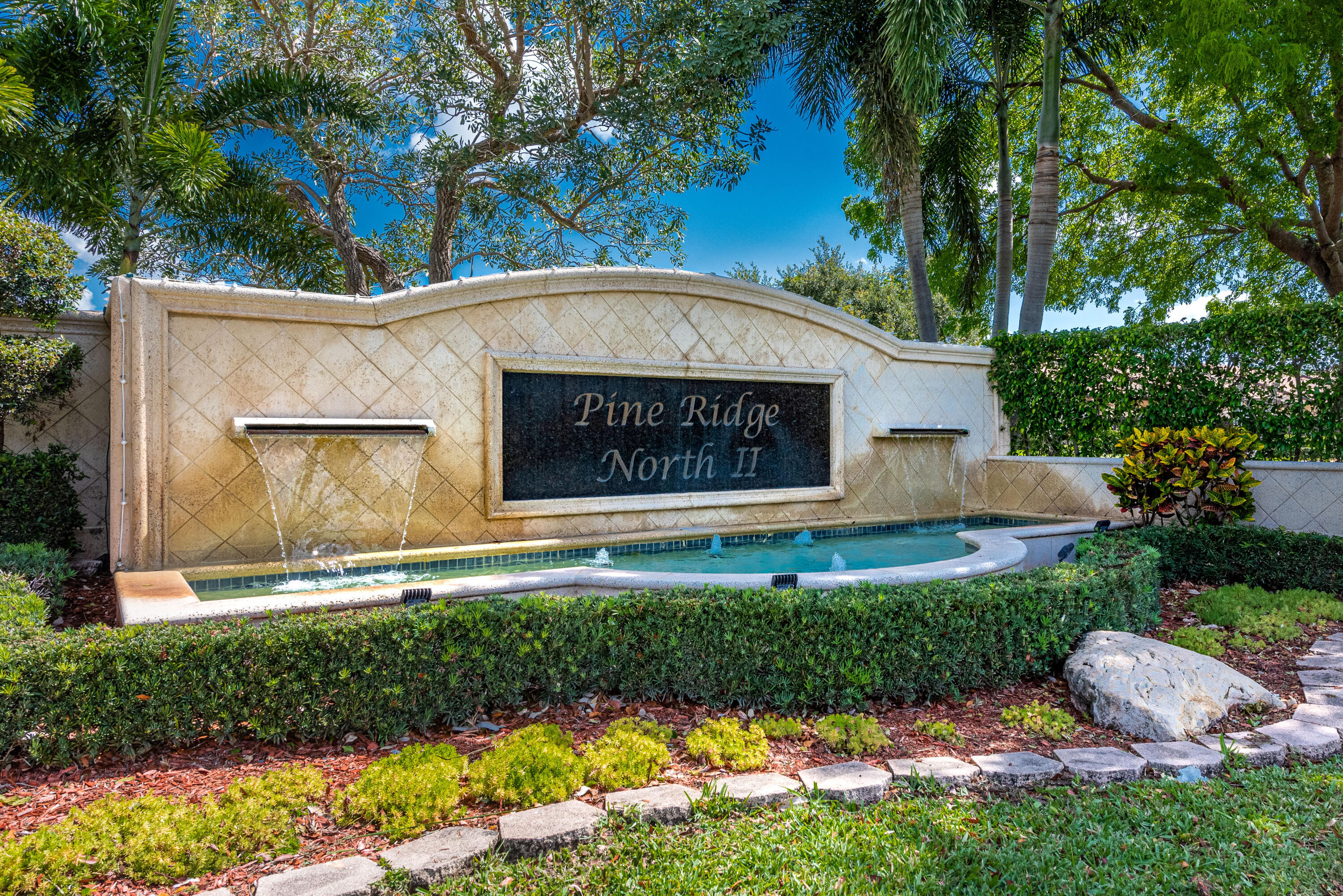 Foto de propiedad en 629 Sea Pine Way D3, Greenacres, FL 33415 Greenacres con MLS# 