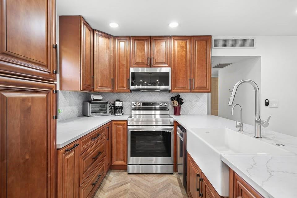 Foto de propiedad en 156 Seville, Delray Beach, FL 33446 Delray Beach con MLS# 