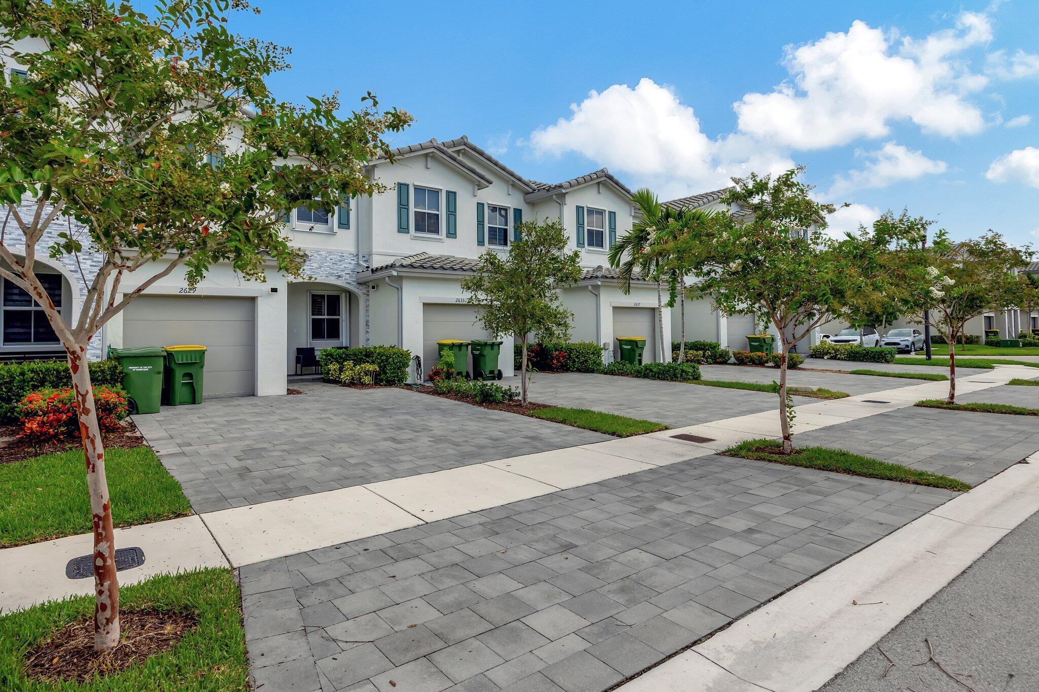 Foto de propiedad en 2629 SE 13th Street, Homestead, FL 33035 Homestead con MLS# 