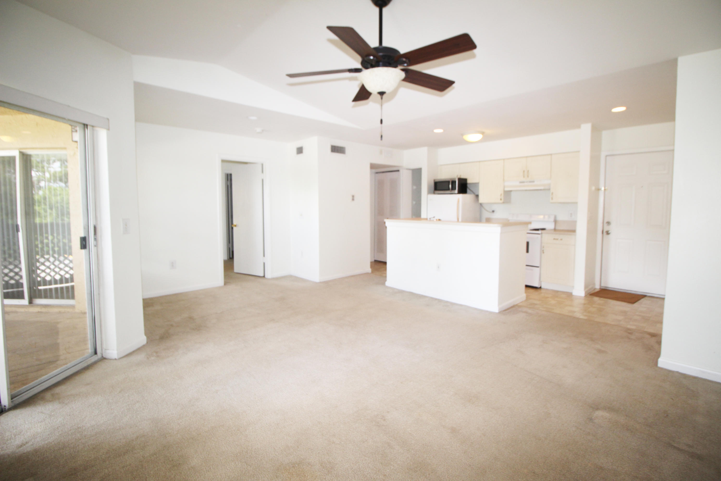 Foto de propiedad en 4823 Via Palm Lakes 1315, West Palm Beach, FL 33417 West Palm Beach con MLS# 