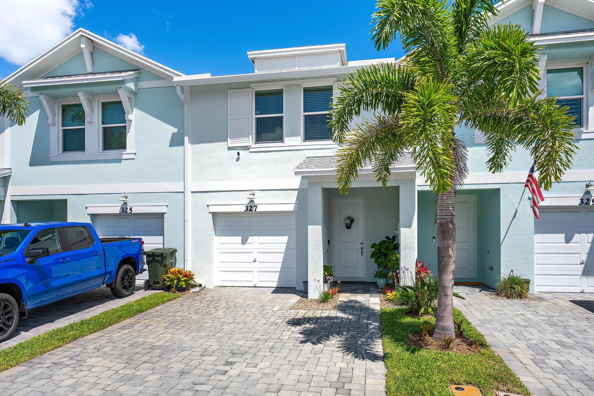 Vendido 327 SE Halifax Lane, Stuart, FL 34994, Stuart, FL 34994