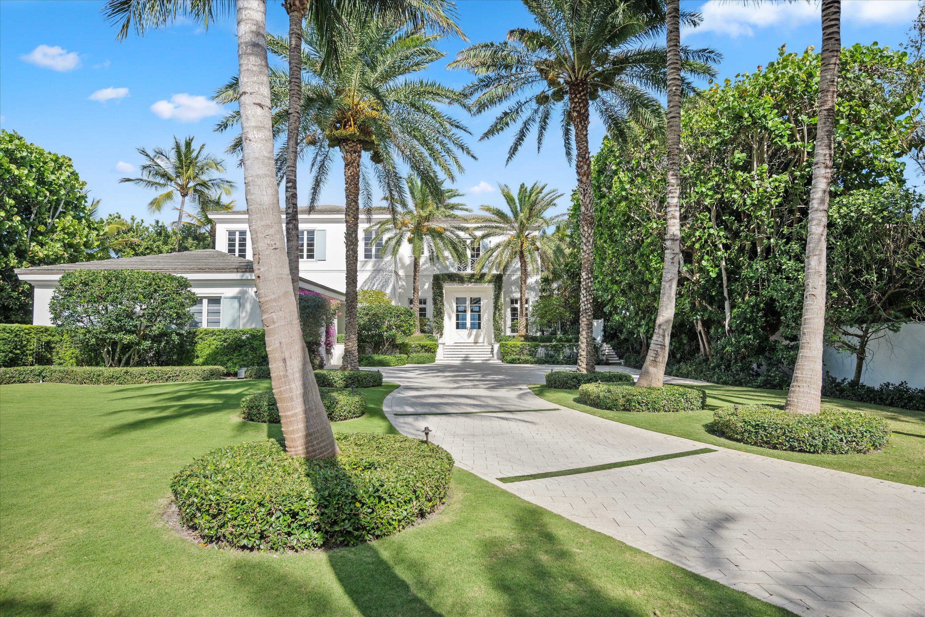 Foto de propiedad en 3501 N Ocean Boulevard, Gulf Stream, FL 33483 Gulf Stream con MLS# 