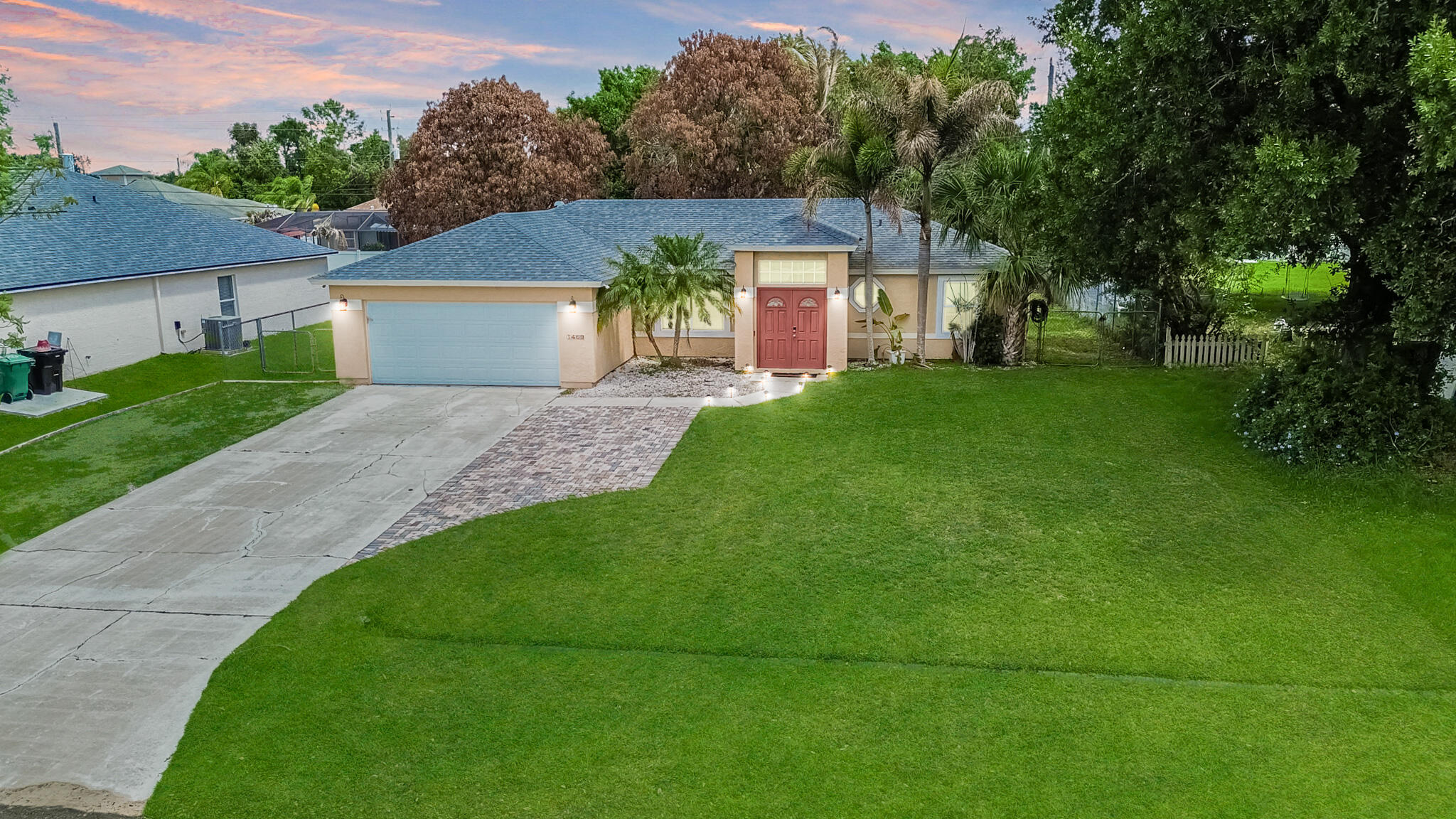 Foto de propiedad en 1469 SW Leisure Lane, Port St. Lucie, FL 34953 Port St. Lucie con MLS# 