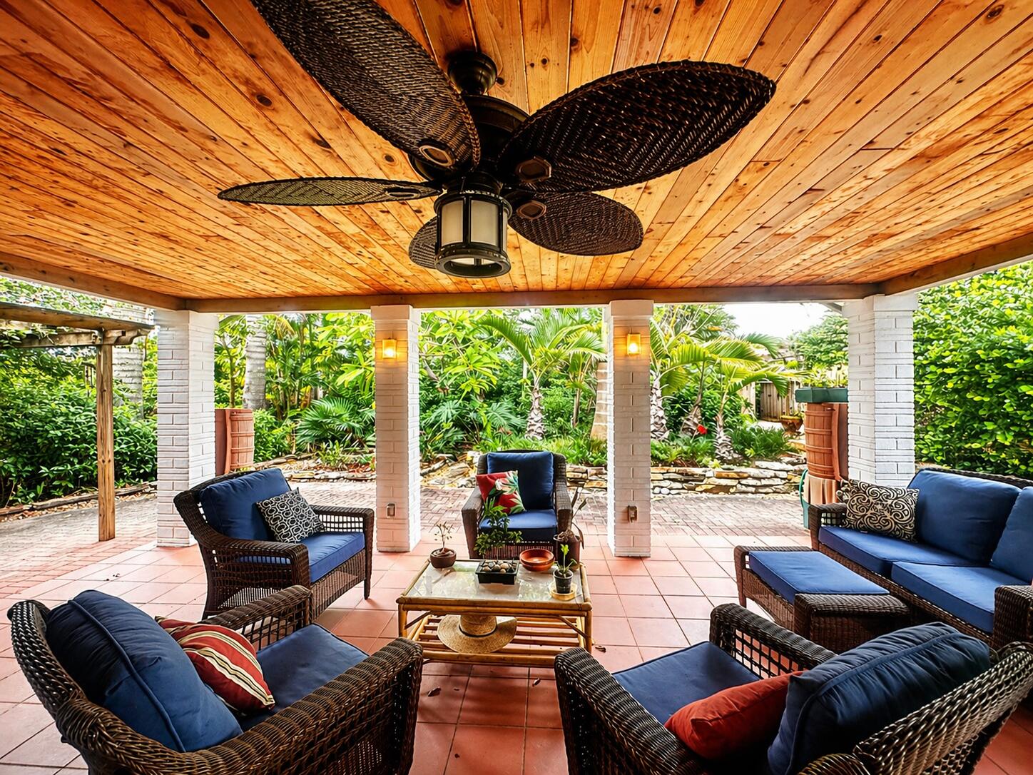 Vendido 137 Auburn Drive, Lake Worth Beach, FL 33460, Lake Worth Beach, FL 33460