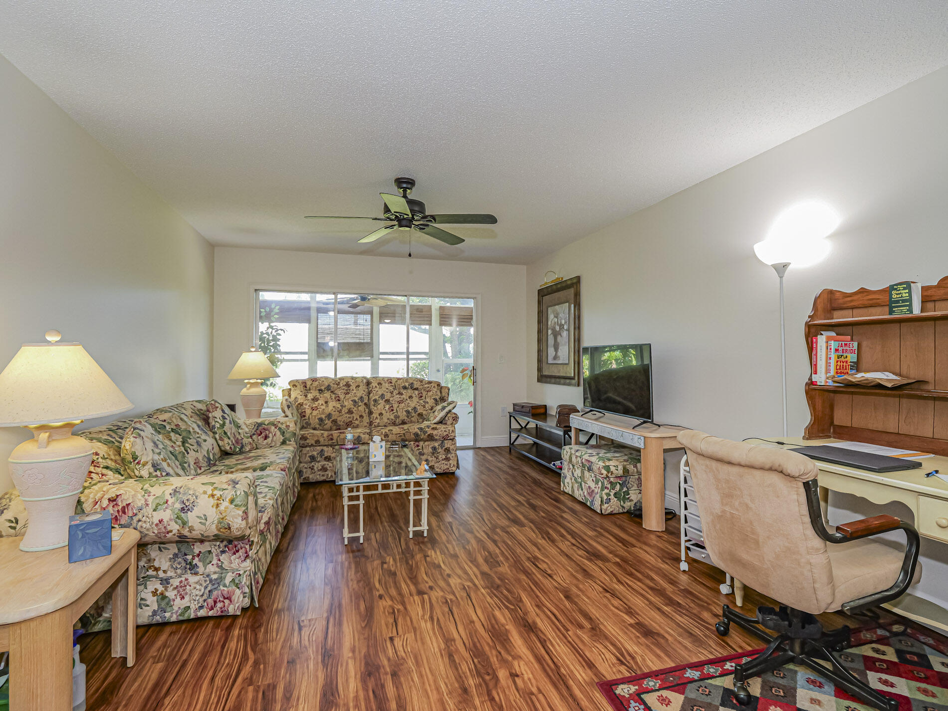 Foto de propiedad en 2800 Indian River Boulevard 4r, Vero Beach, FL 32960 Vero Beach con MLS# 
