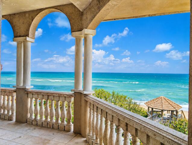 Foto de propiedad en 8327 S Hwy A1a, Melbourne Beach, FL 32951 Melbourne Beach con MLS# 