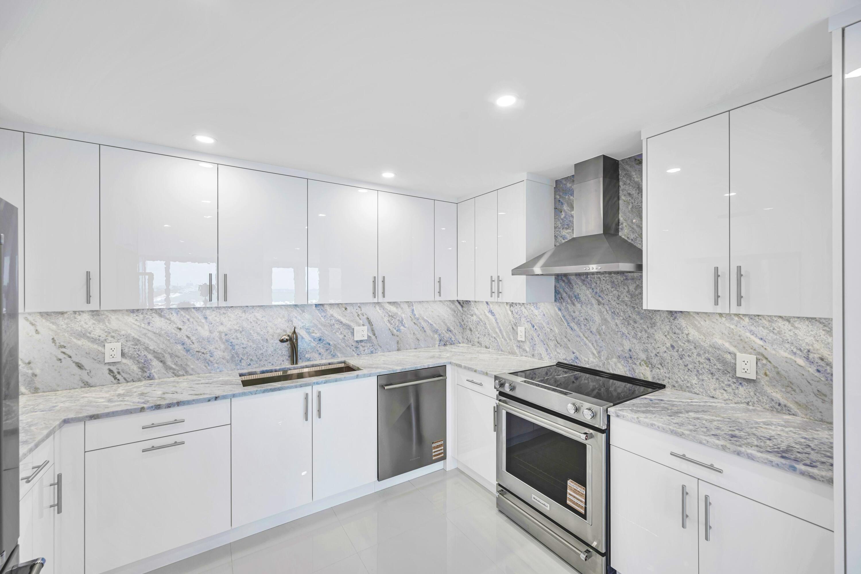 En Venta 2100 S Ocean Lane 1608, Fort Lauderdale, FL 33316, Fort Lauderdale, FL 33316