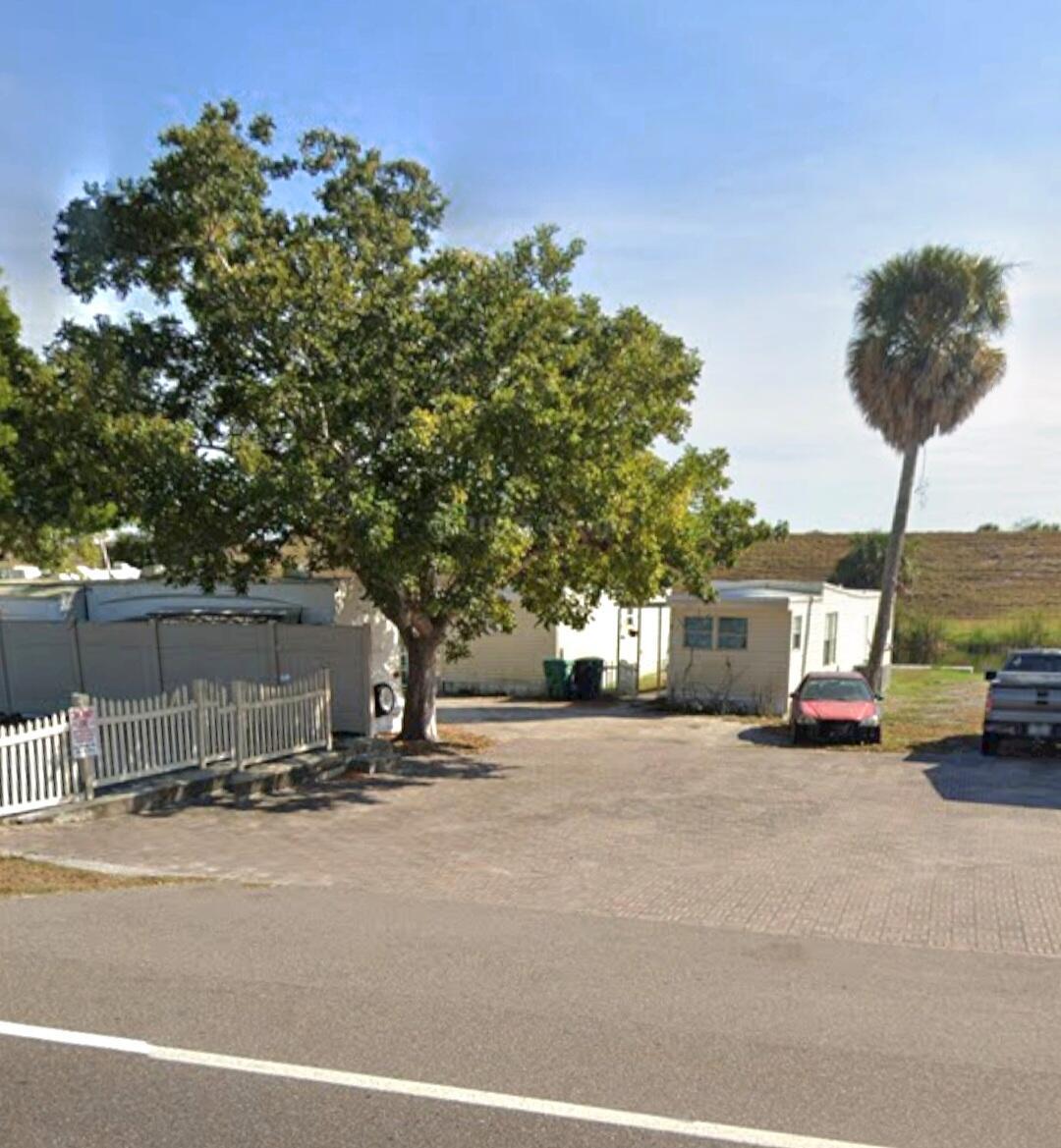 En Renta 220 SE Us Highway 441, Okeechobee, FL 34974, Okeechobee, FL 34974