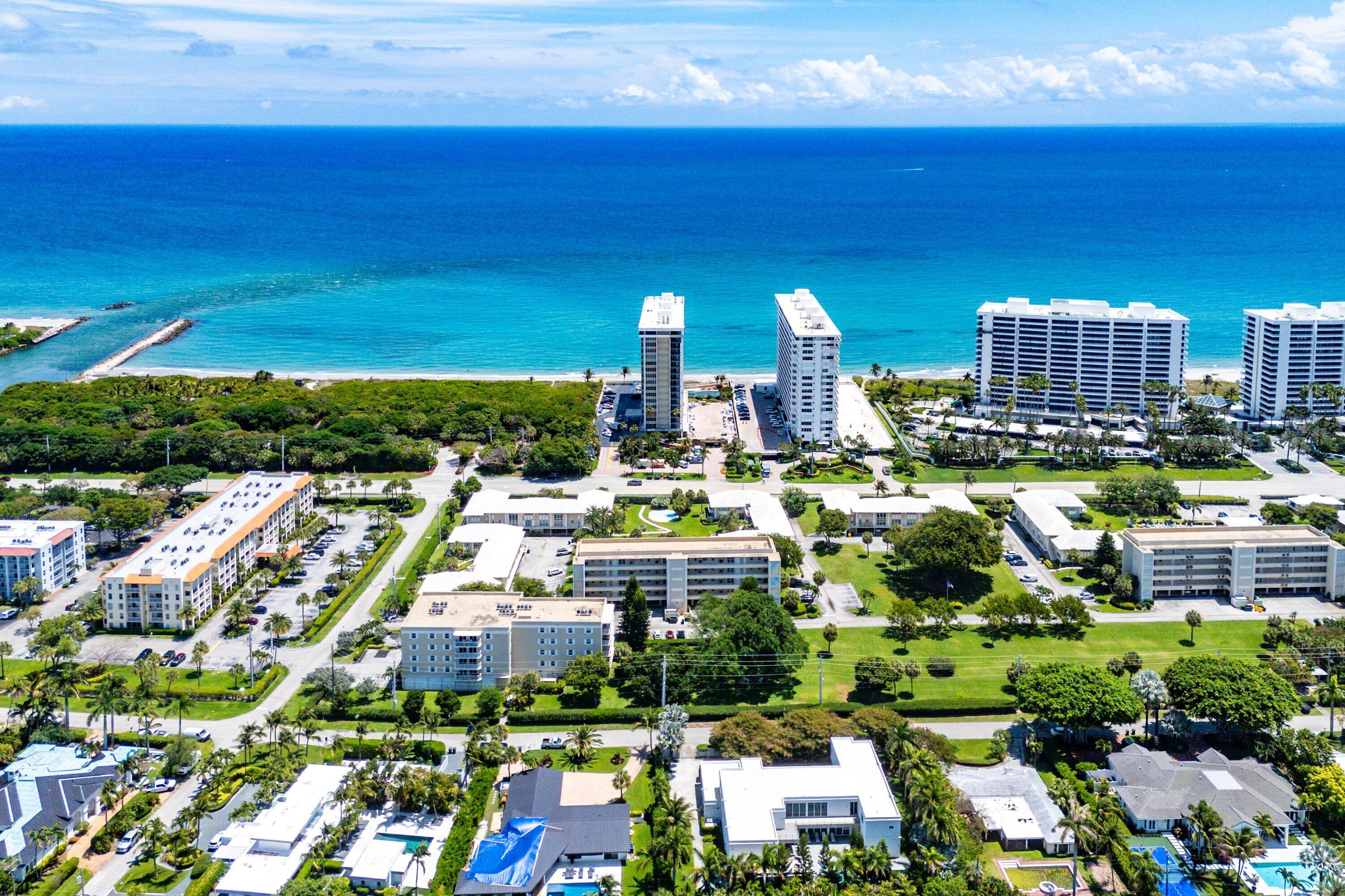 Foto de propiedad en 1299 S Ocean Boulevard R12, Boca Raton, FL 33432 Boca Raton con MLS# 