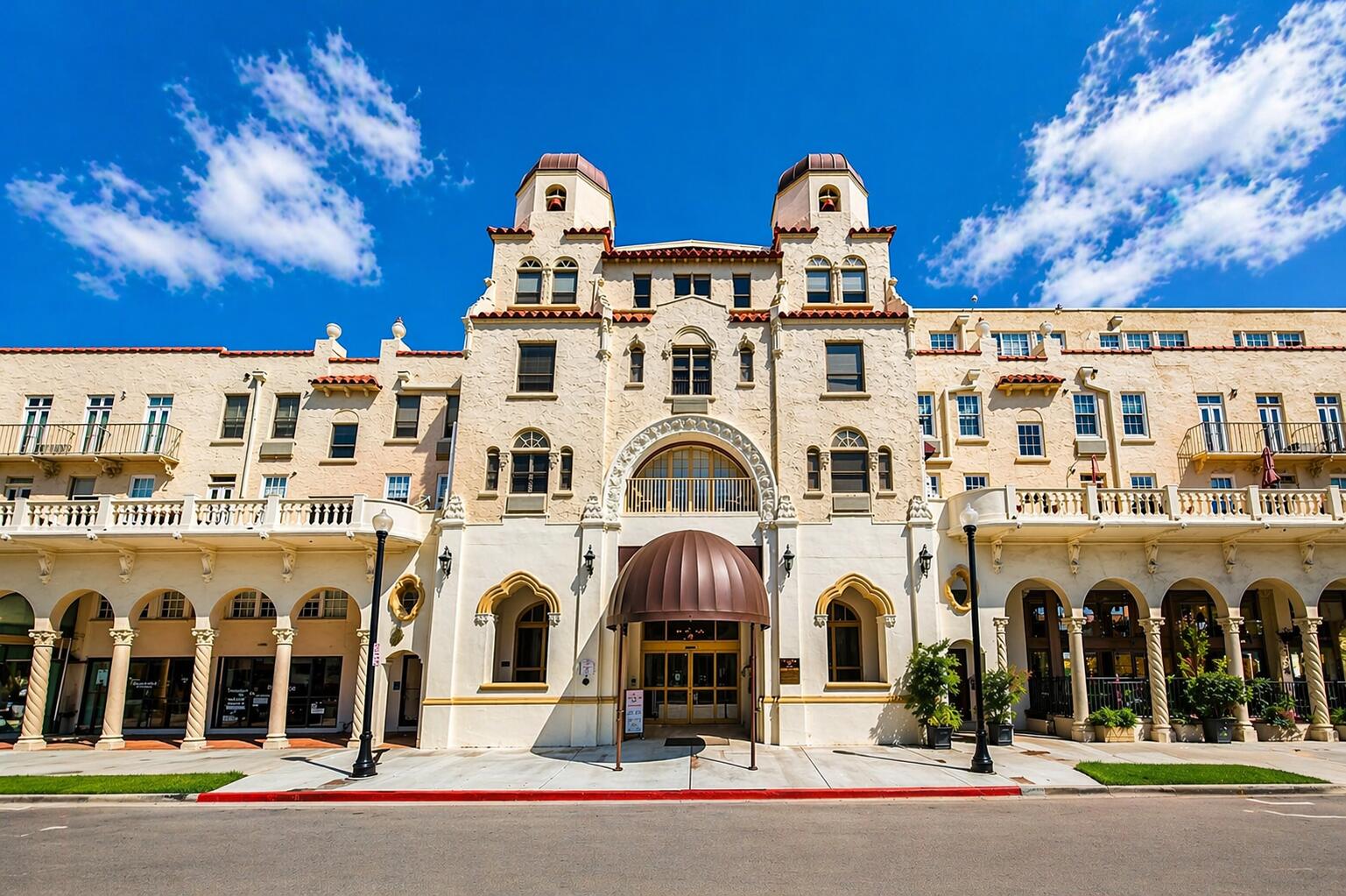 Vendido 235 Sunrise 3244, Palm Beach, FL 33480, Palm Beach, FL 33480