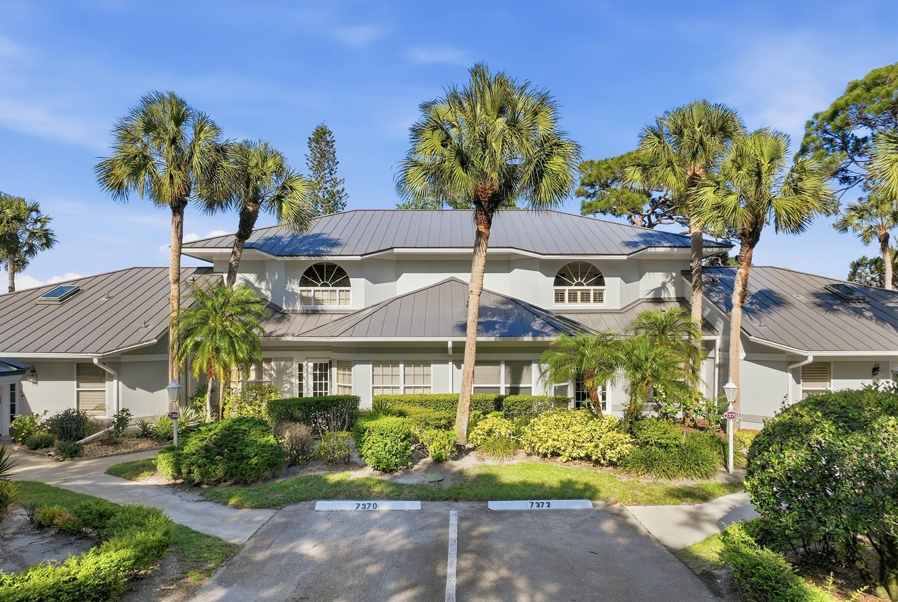 Foto de propiedad en 7370 Pine Creek Way, Port St. Lucie, FL 34986 Port St. Lucie con MLS# 