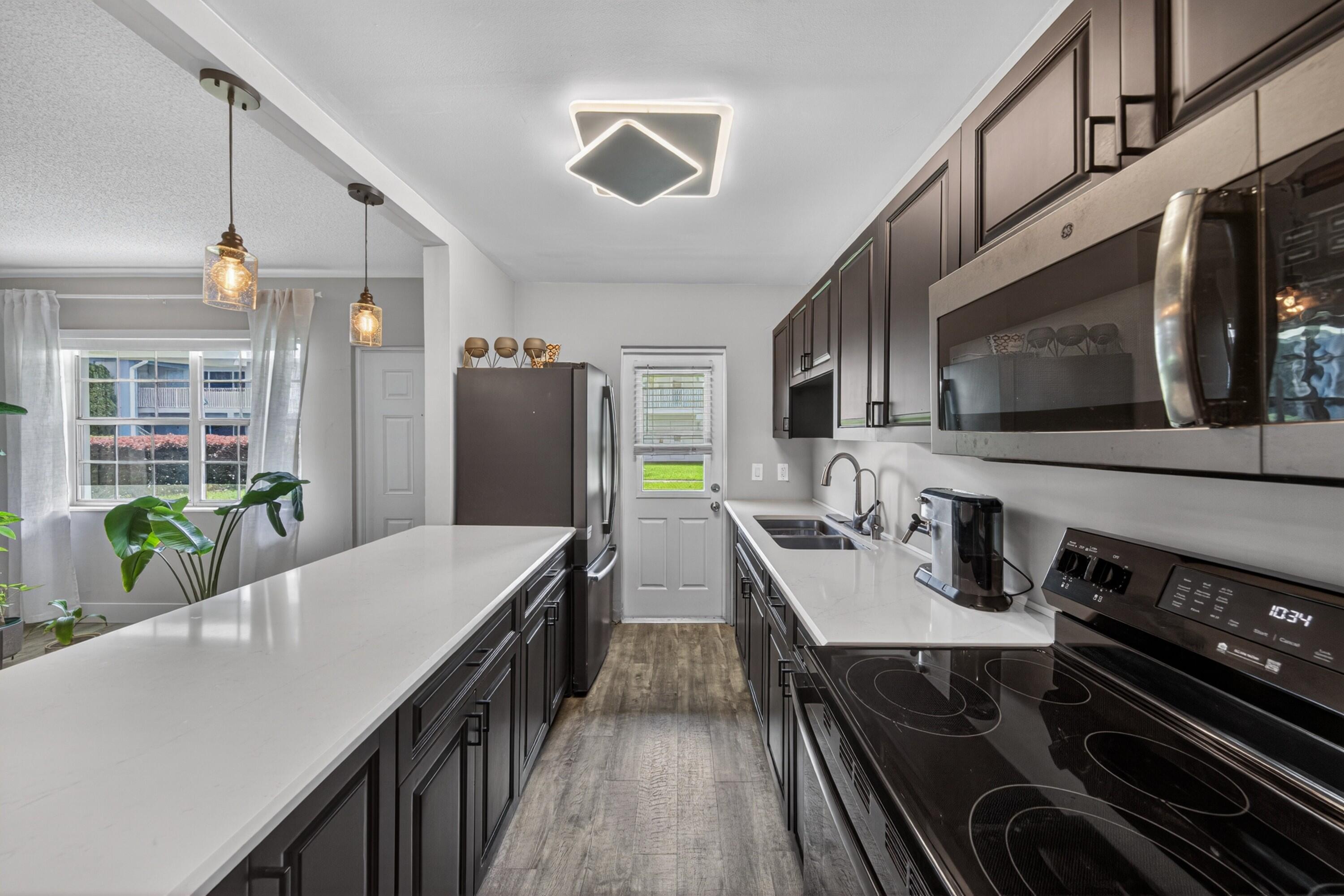 Foto de propiedad en 2110 NE 42nd Street 4b, Lighthouse Point, FL 33064 Lighthouse Point con MLS# 