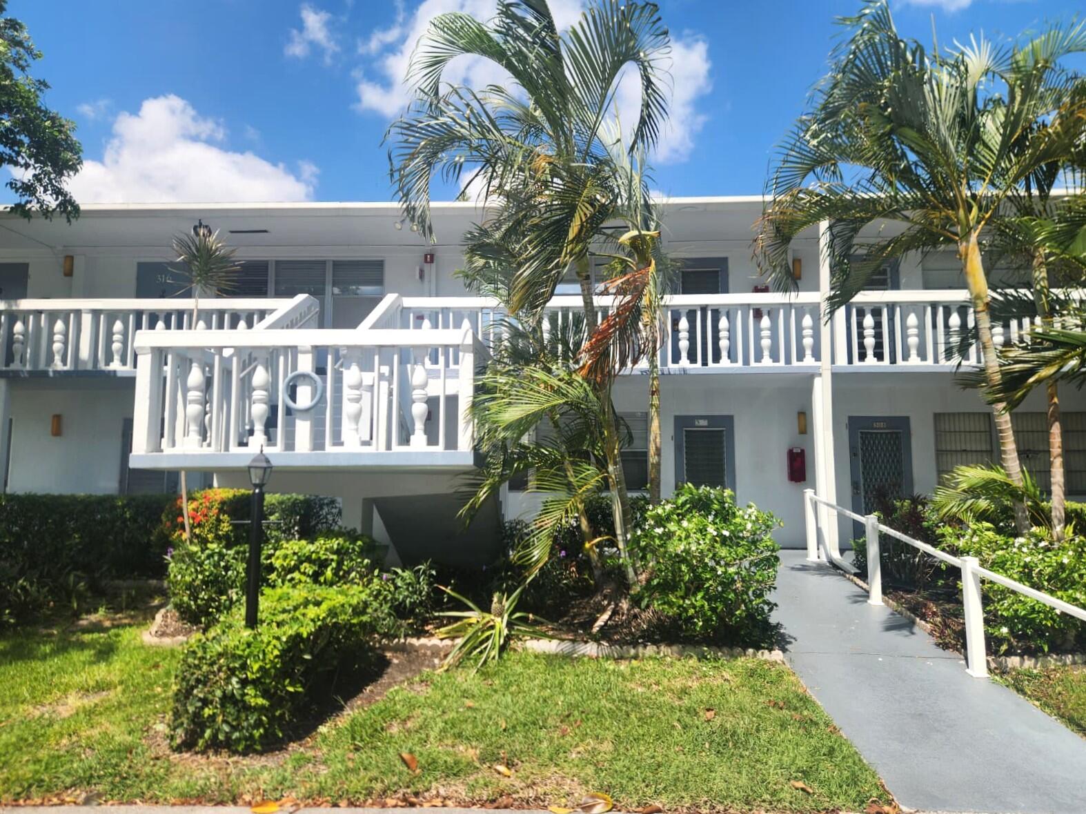 Foto de propiedad en 307 Tilford O 307, Deerfield Beach, FL 33442 Deerfield Beach con MLS# 