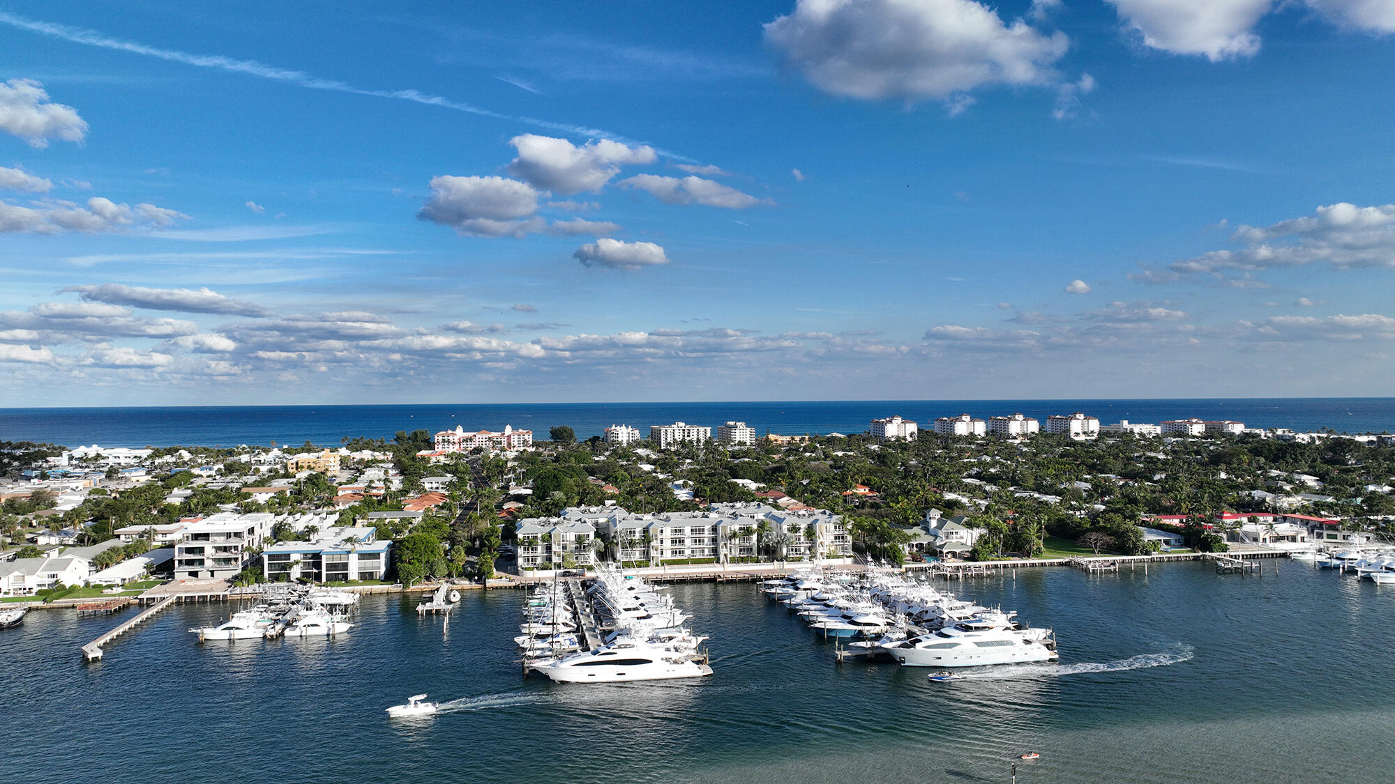Foto de propiedad en 182 Lake Drive 5202, Palm Beach Shores, FL 33404 Palm Beach Shores con MLS# 