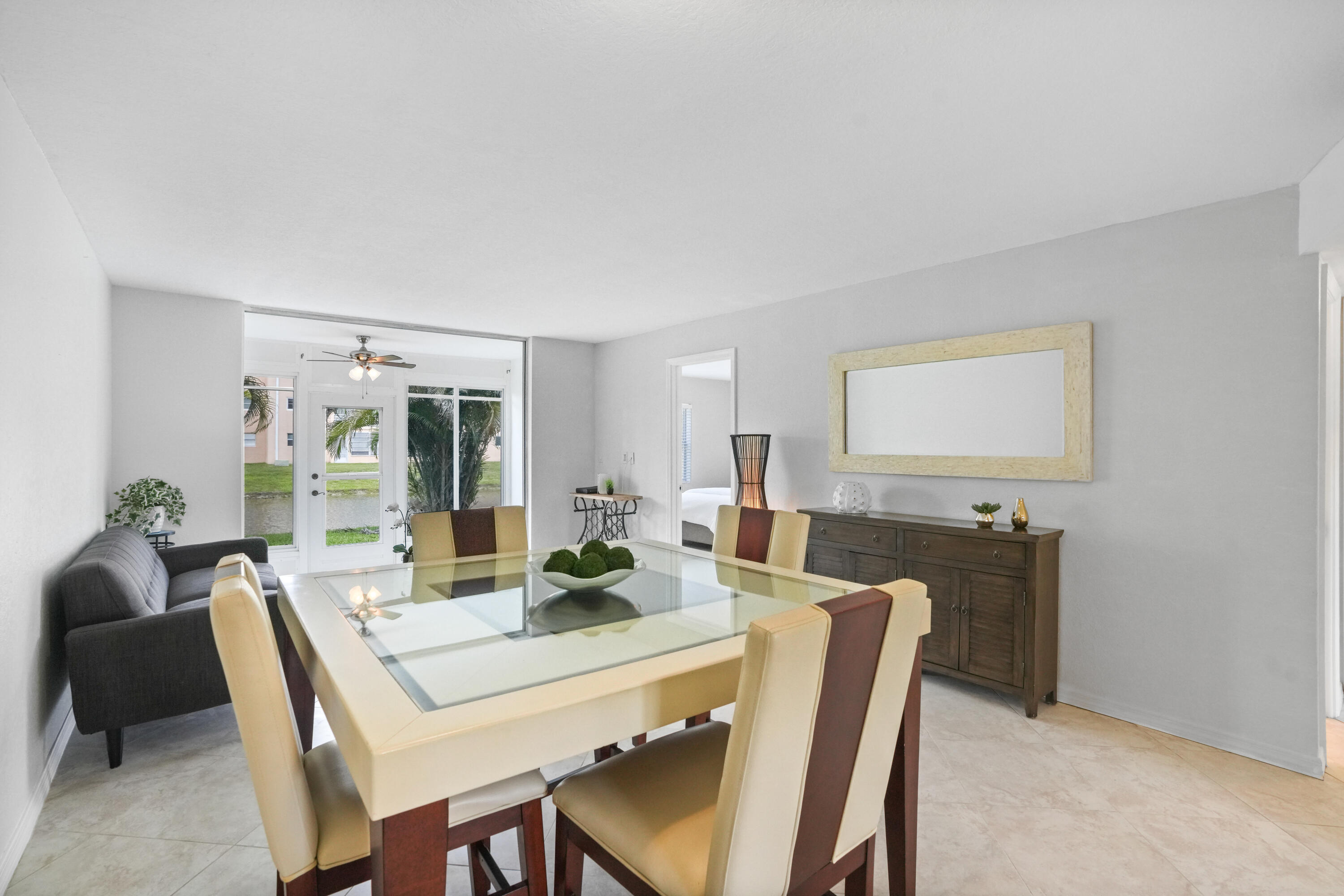 Foto de propiedad en 2781 N Pine Island Road 112, Sunrise, FL 33322 Sunrise con MLS# 