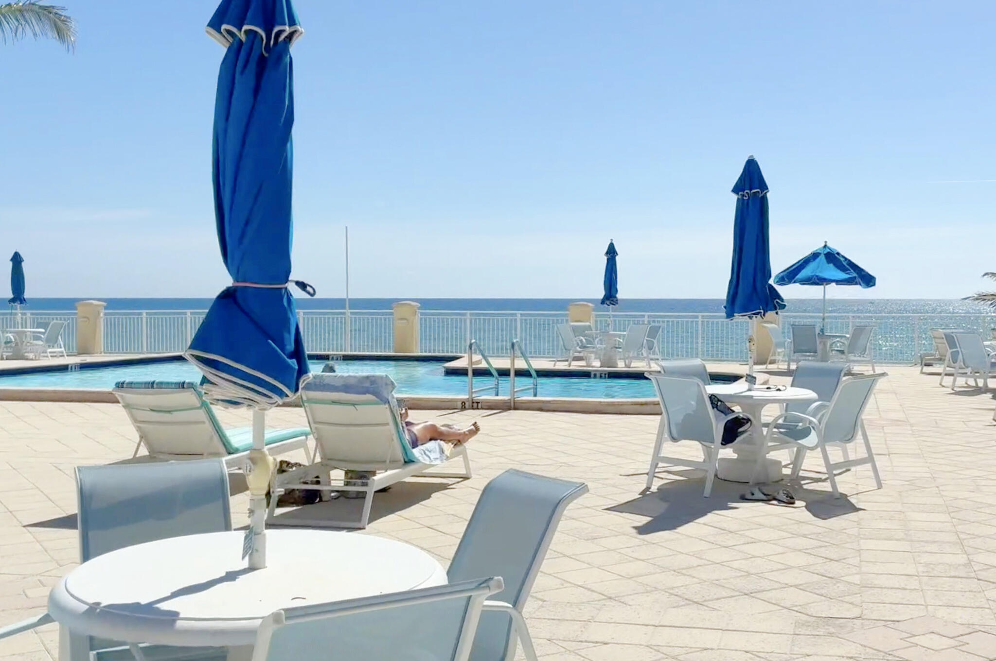 Foto de propiedad en 3475 S Ocean Boulevard 116, Palm Beach, FL 33480 Palm Beach con MLS# 