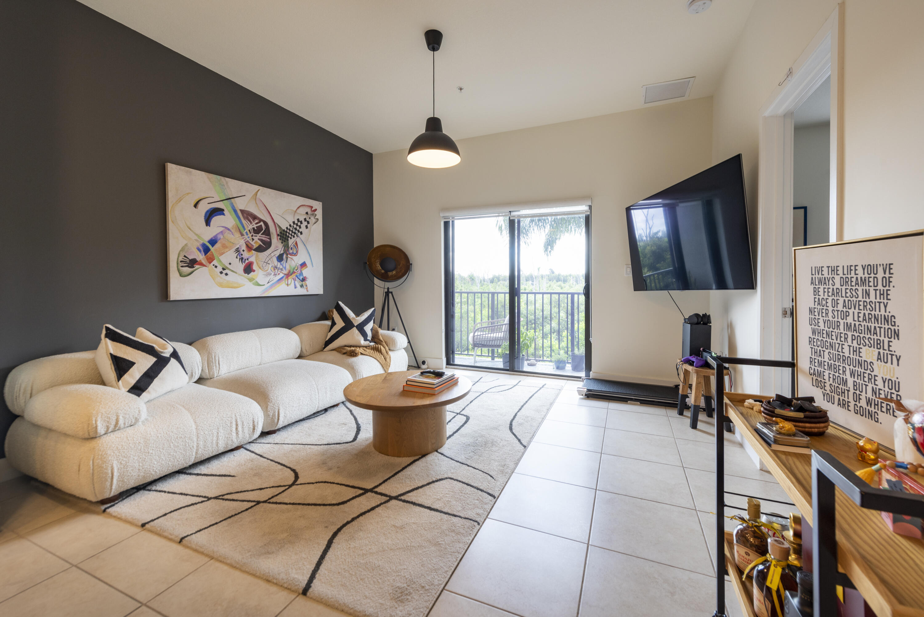 Foto de propiedad en 7925 NW 104th Avenue 24, Doral, FL 33178 Doral con MLS# 
