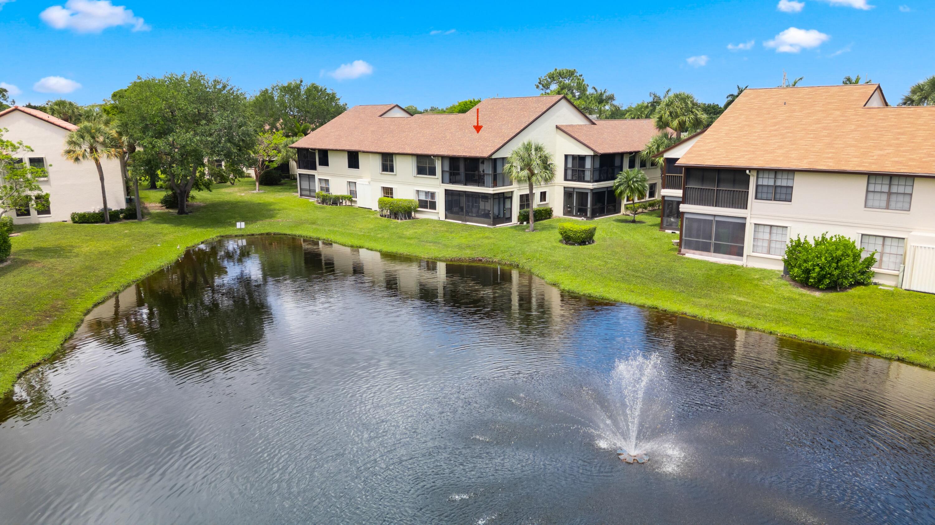 Foto de propiedad en 3327 Jog Park Drive 4022, Greenacres, FL 33467 Greenacres con MLS# 