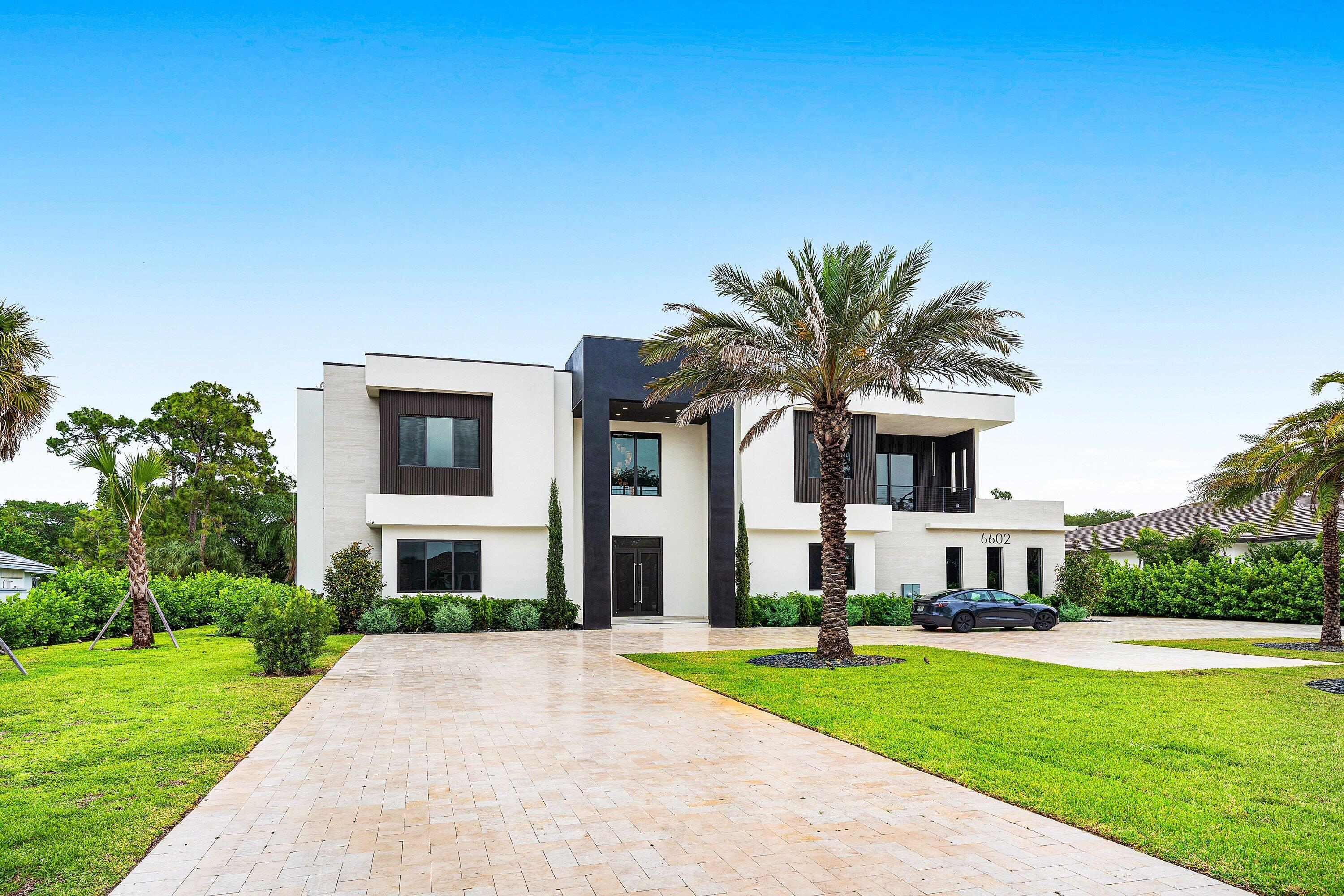 Foto de propiedad en 6602 NW 62nd Terrace, Parkland, FL 33067 Parkland con MLS# 