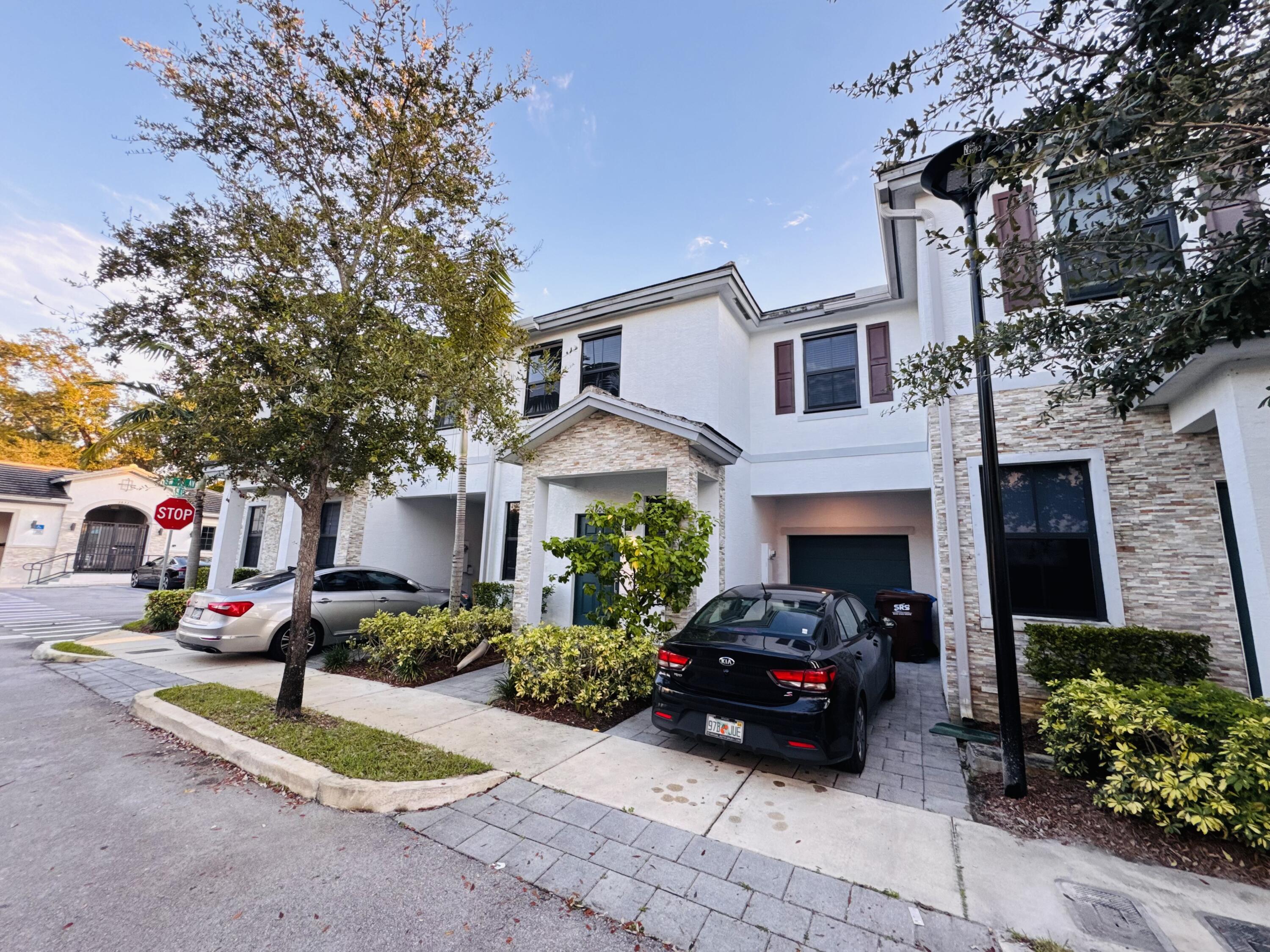 Foto de propiedad en 1606 SW 28th Court, Fort Lauderdale, FL 33315 Fort Lauderdale con MLS# 