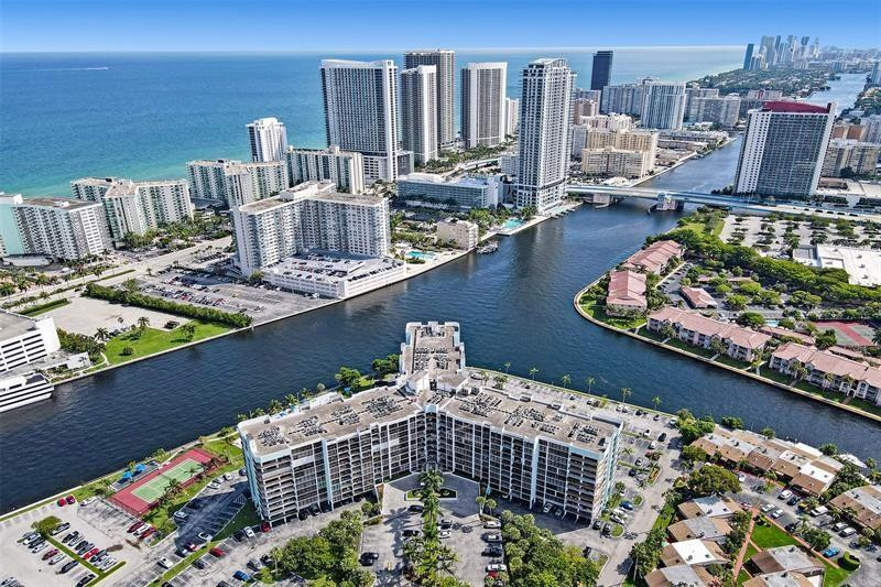 Foto de propiedad en 200 Leslie Drive 626, Hallandale Beach, FL 33009 Hallandale Beach con MLS# 