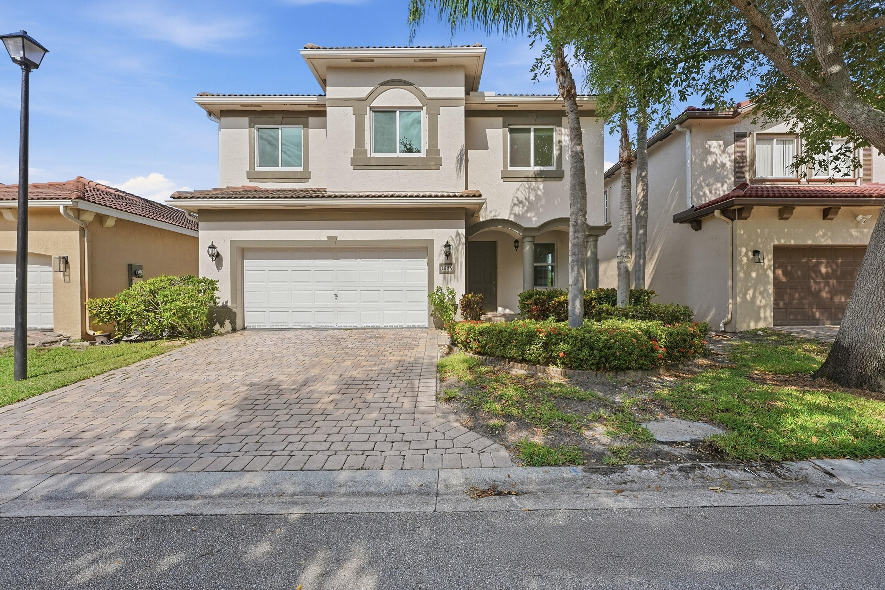 Foto de propiedad en 1275 Rosegate Boulevard, Riviera Beach, FL 33404 Riviera Beach con MLS# 