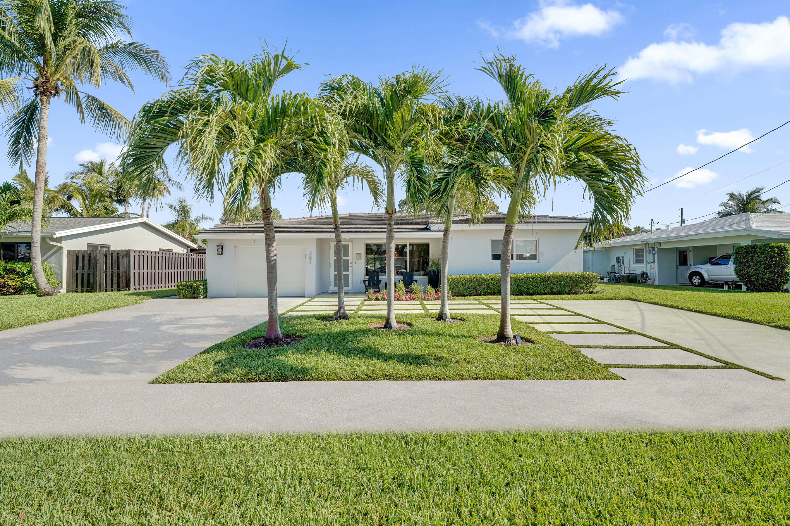 Foto de propiedad en 381 SE 3rd Street, Pompano Beach, FL 33060 Pompano Beach con MLS# 
